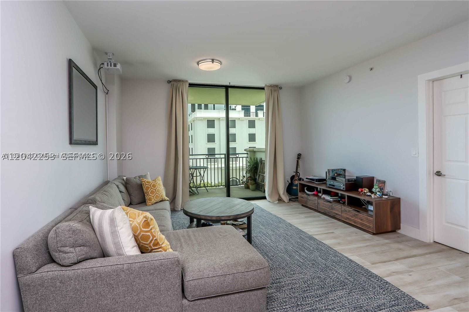1300 PONCE CONDO - Residential Lease
