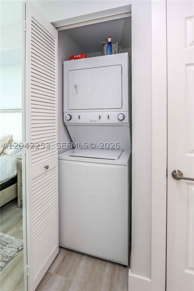1300 PONCE CONDO - Residential Lease