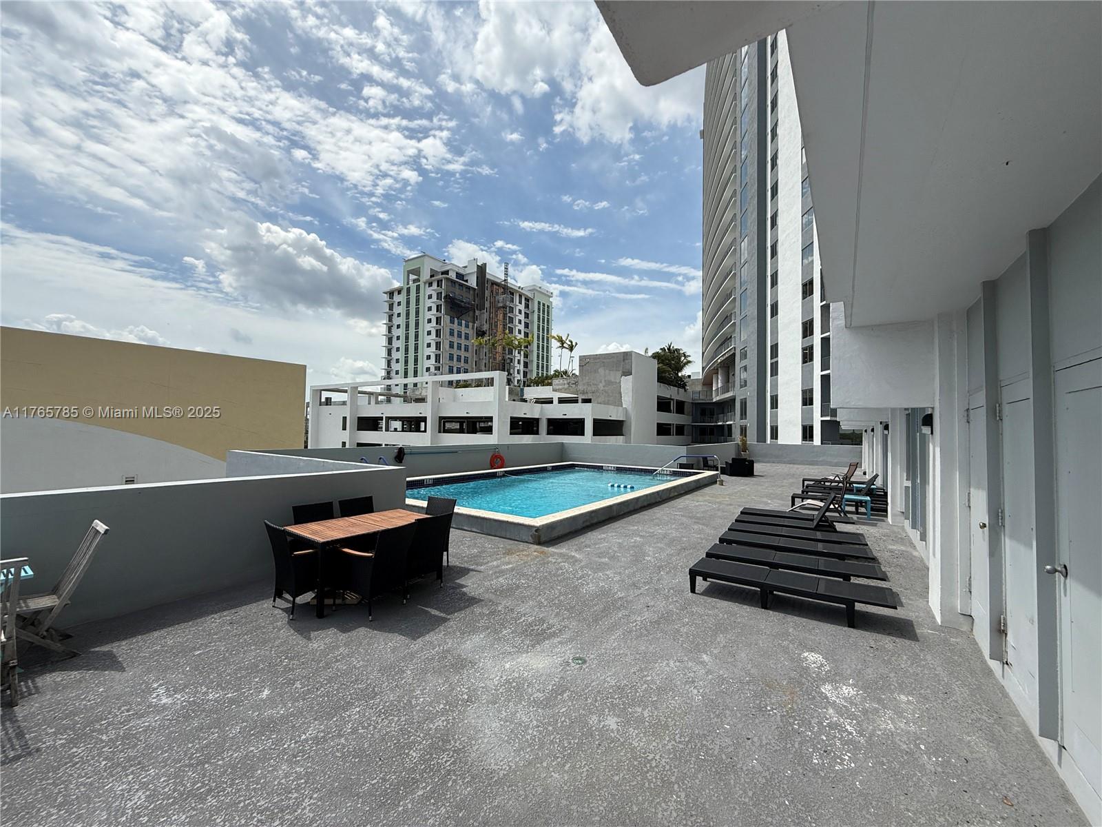 HOME TOWER CONDO - Residential Lease
