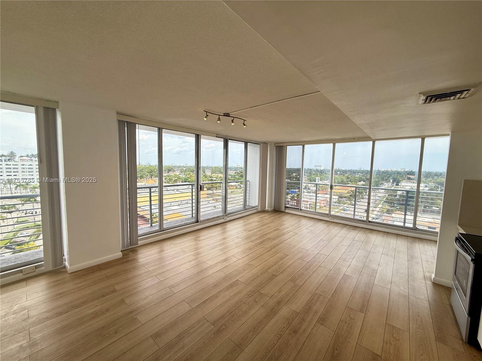 HOME TOWER CONDO - Residential Lease