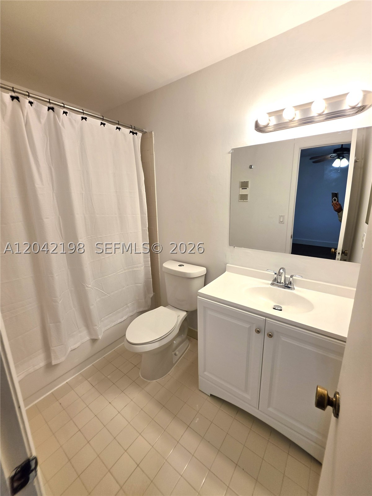 Camelot Two Condo - Residential
