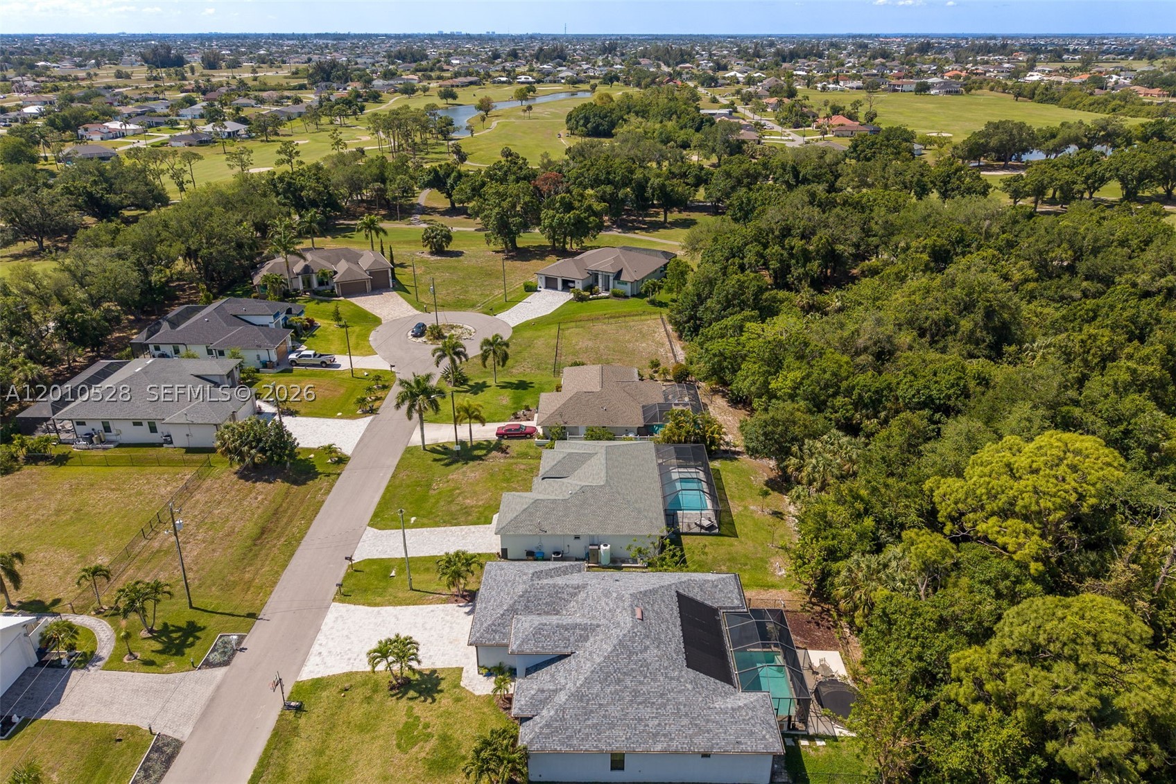 CAPE CORAL - Residential