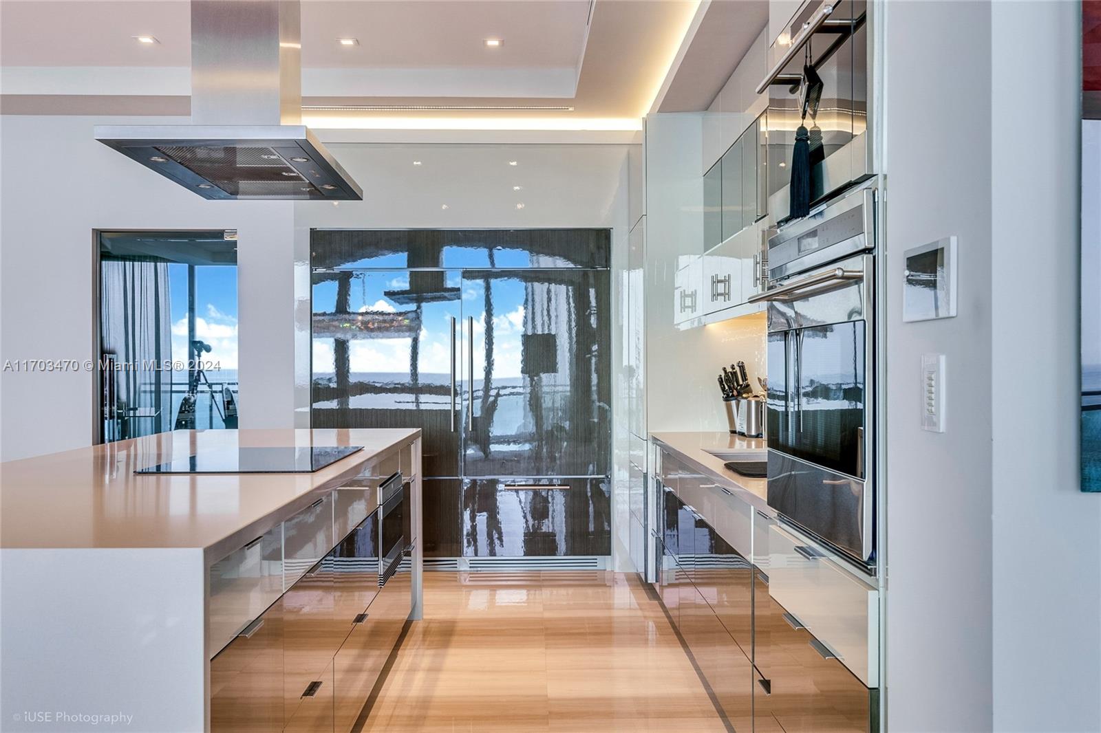 10295 COLLINS AVE RESDNTA - Residential