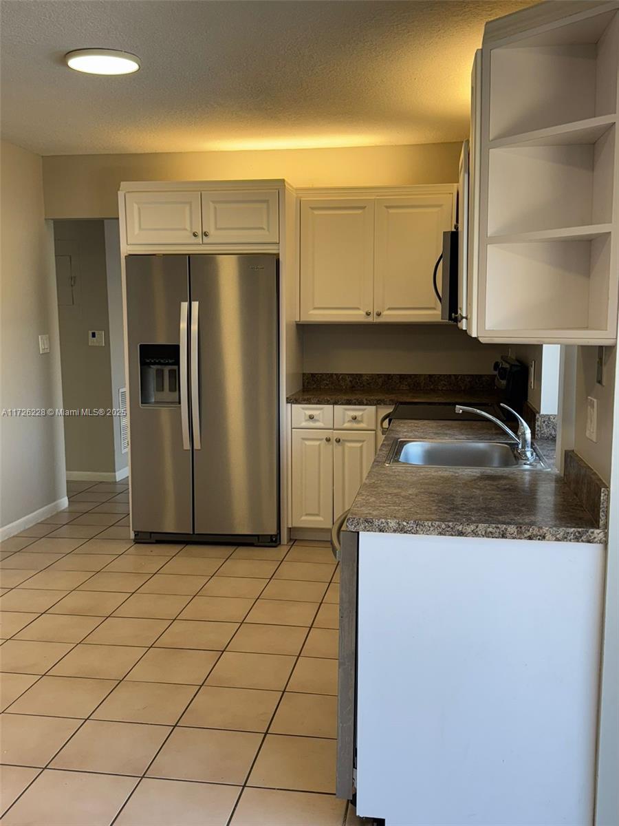 NORTH LAUDERDALE VILLAGE - Residential