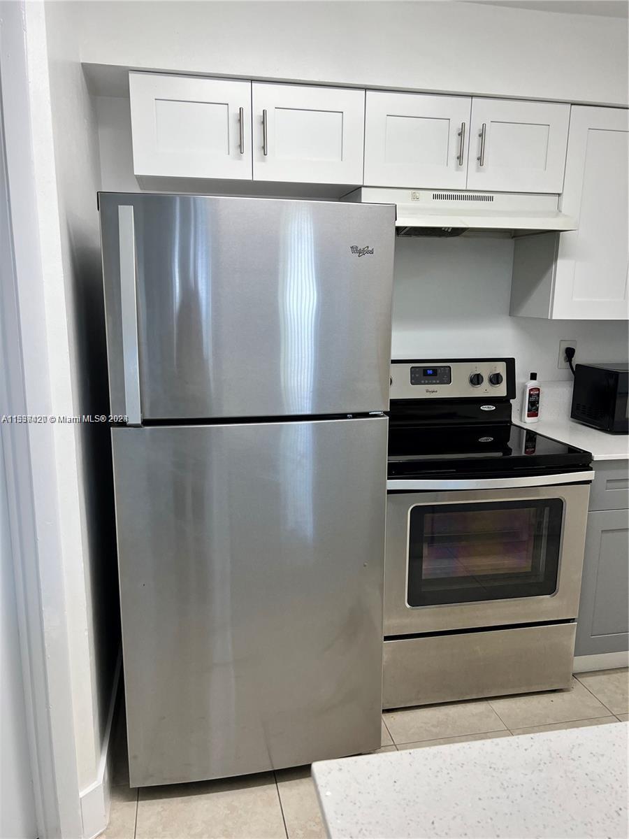 ANTIGUA AT CNTRY CLUBOF M - Residential Lease