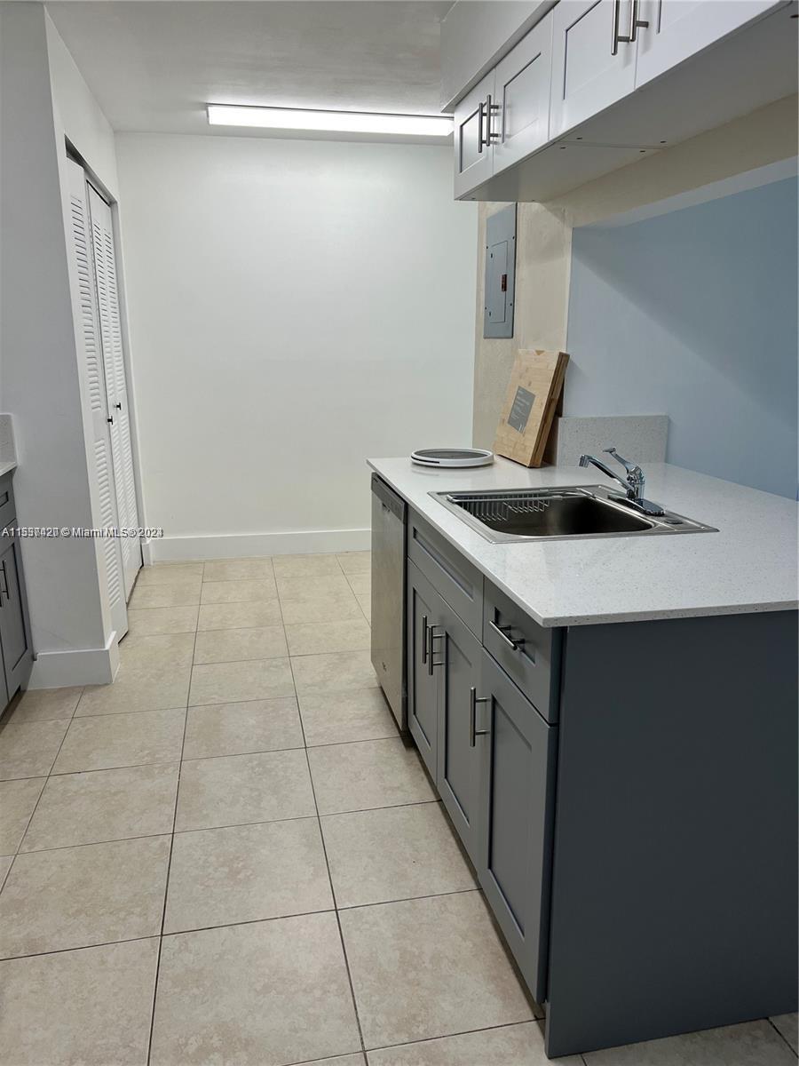 ANTIGUA AT CNTRY CLUBOF M - Residential Lease