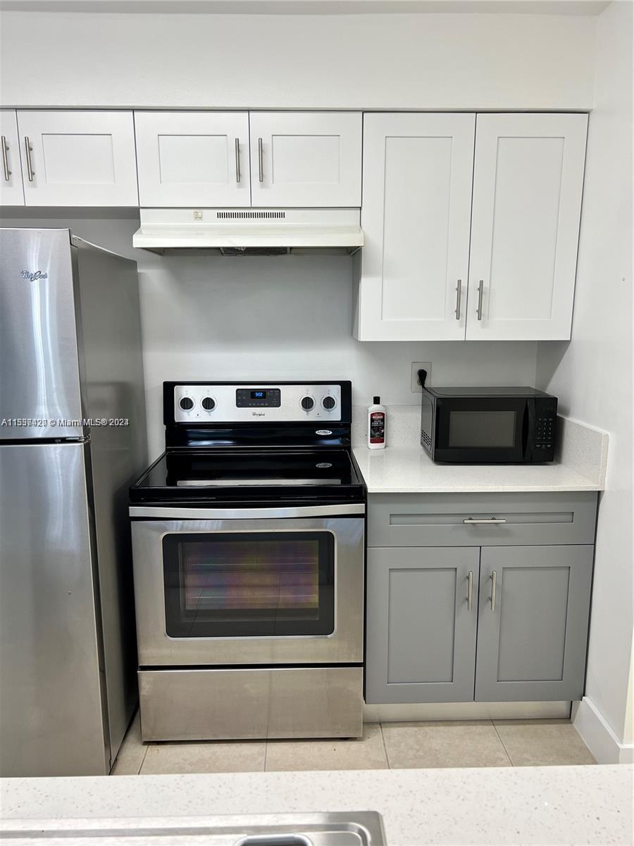 ANTIGUA AT CNTRY CLUBOF M - Residential Lease