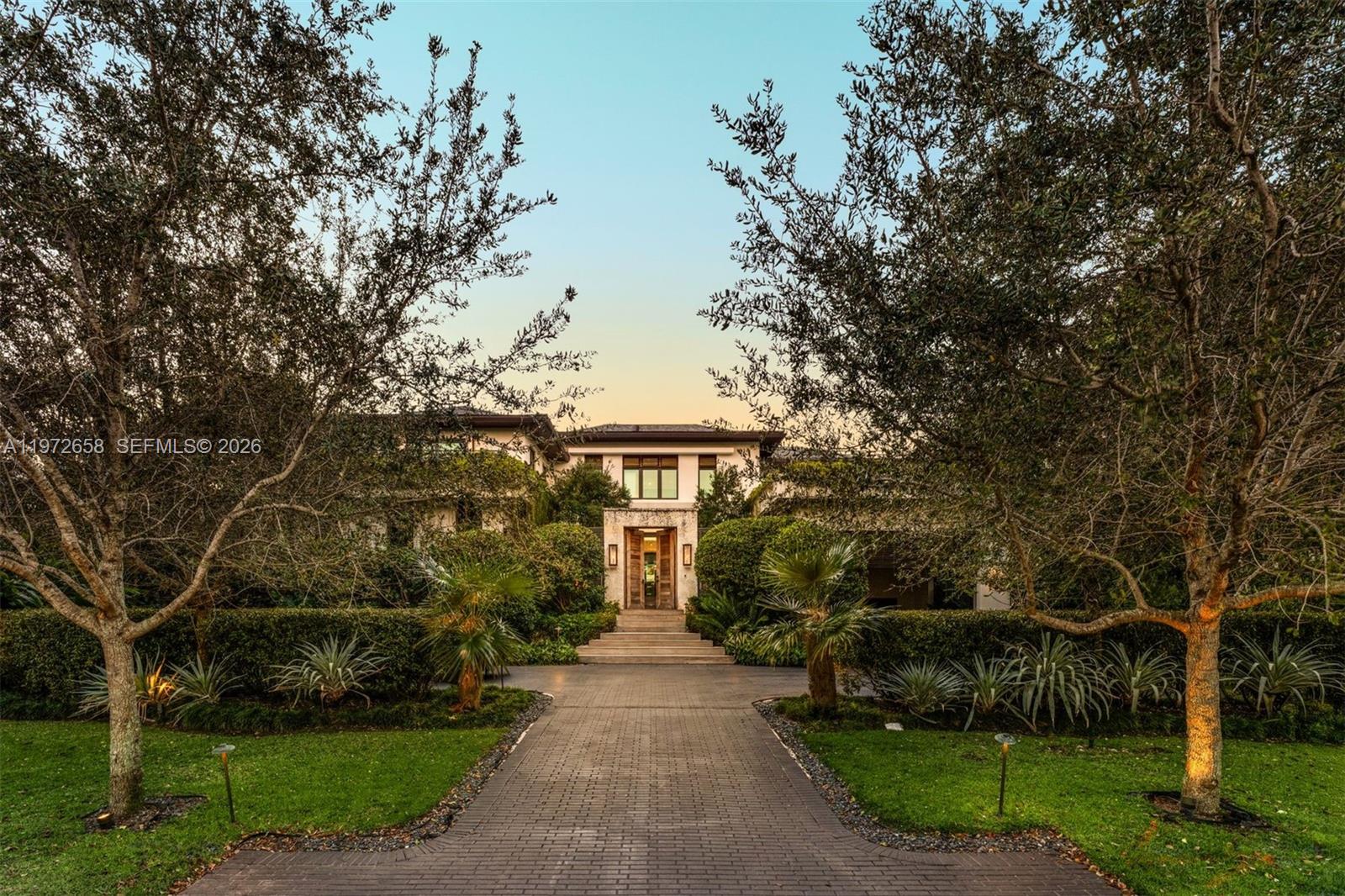 SUNRISE HARBOUR REV PL - Residential