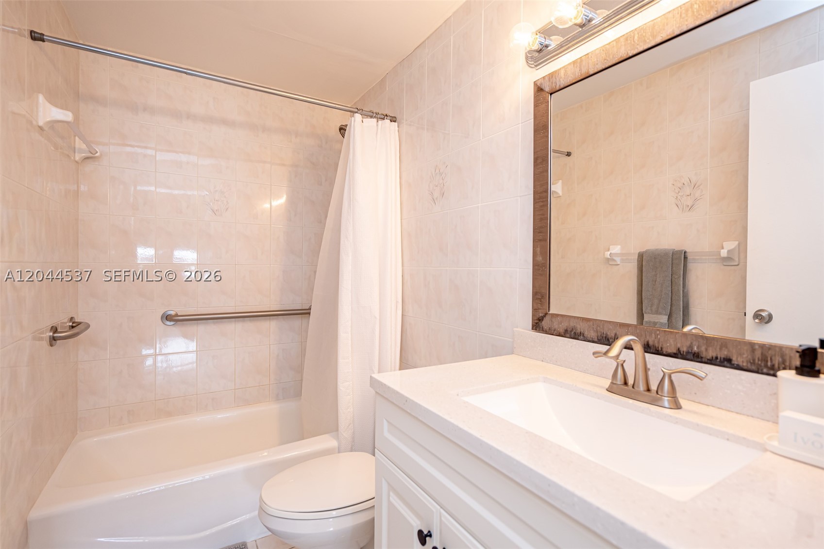 THE PAVILION CONDO - Residential