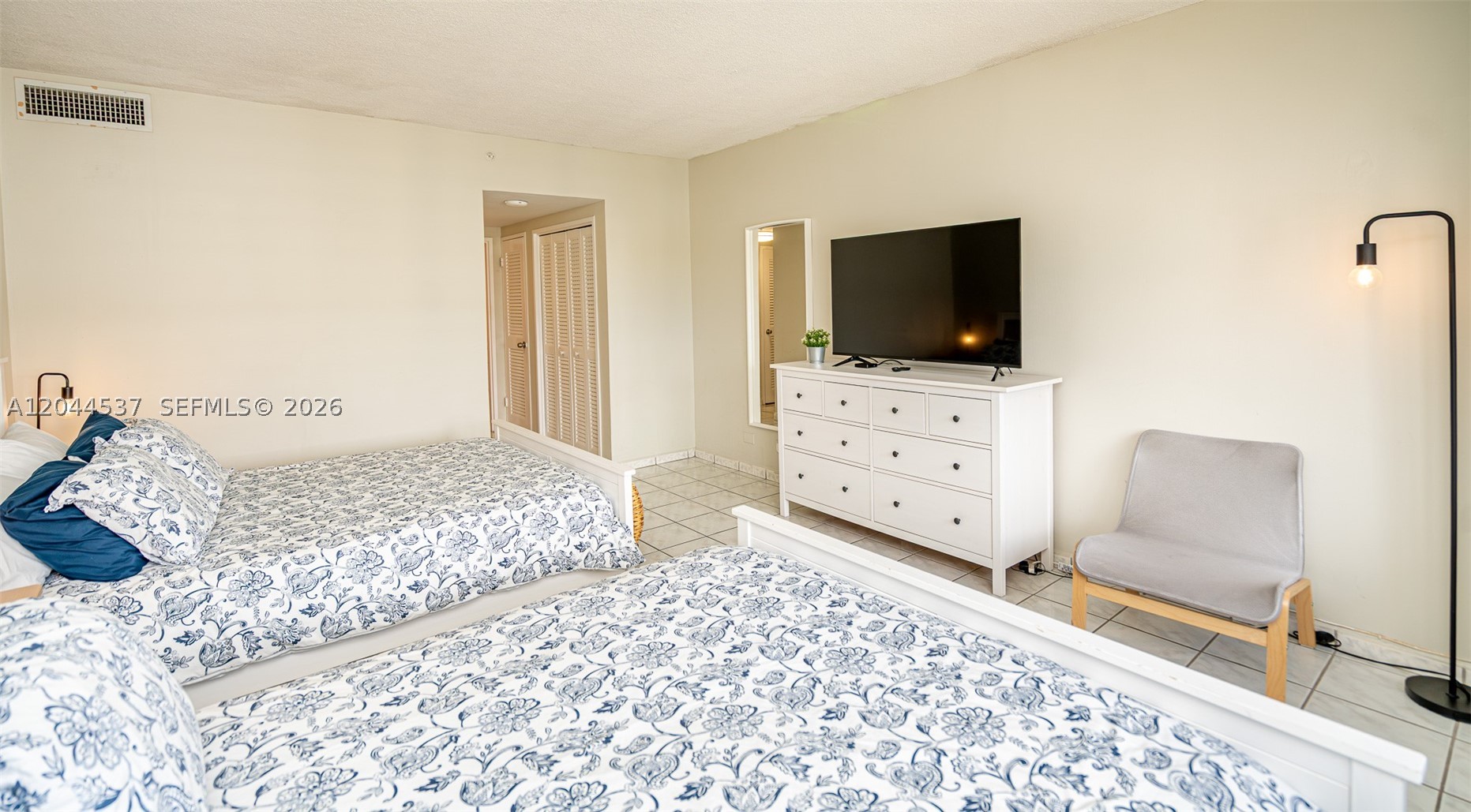THE PAVILION CONDO - Residential