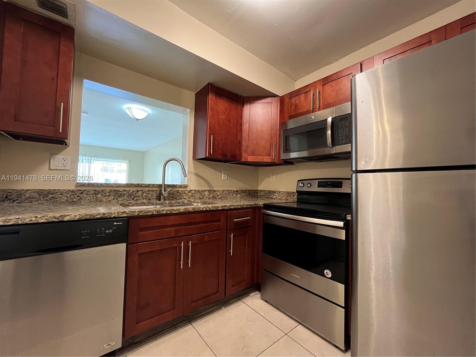 SUNSET HILLS I CONDOMINIU - Residential