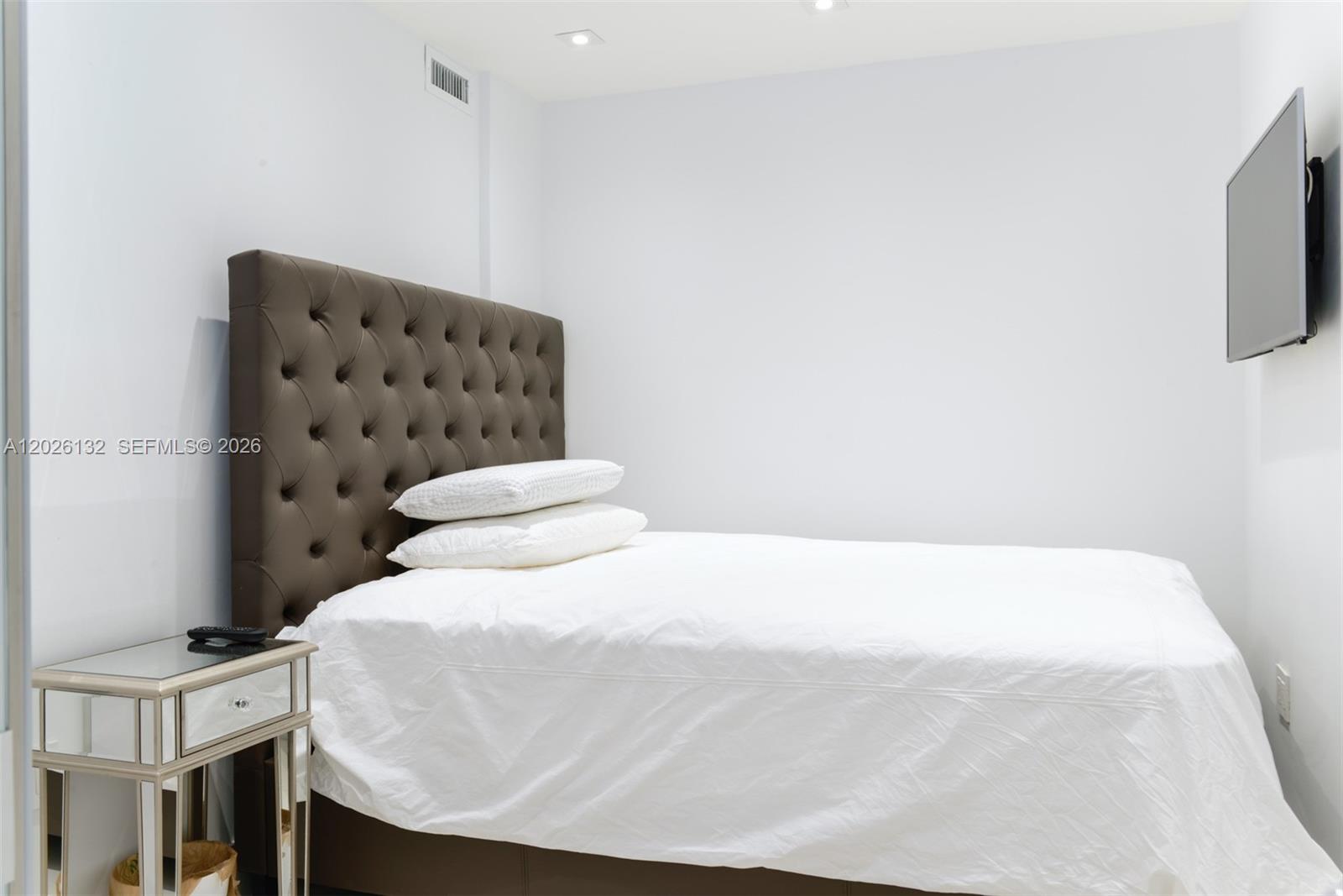 HEMISPHERES CONDO - Residential