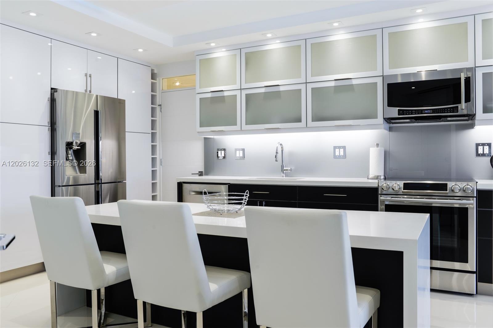 HEMISPHERES CONDO - Residential