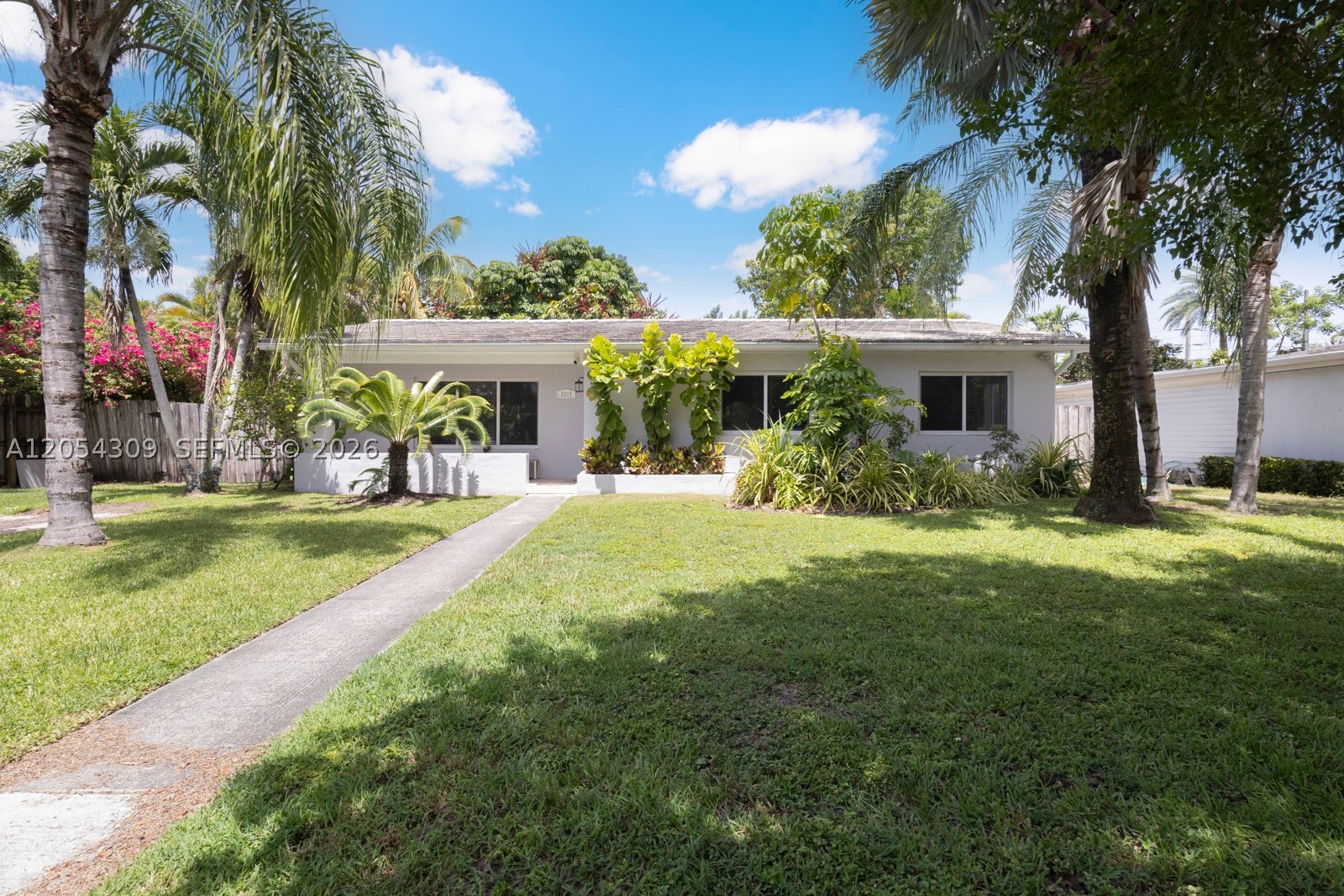 BEVERLY GARDENS - Residential Lease