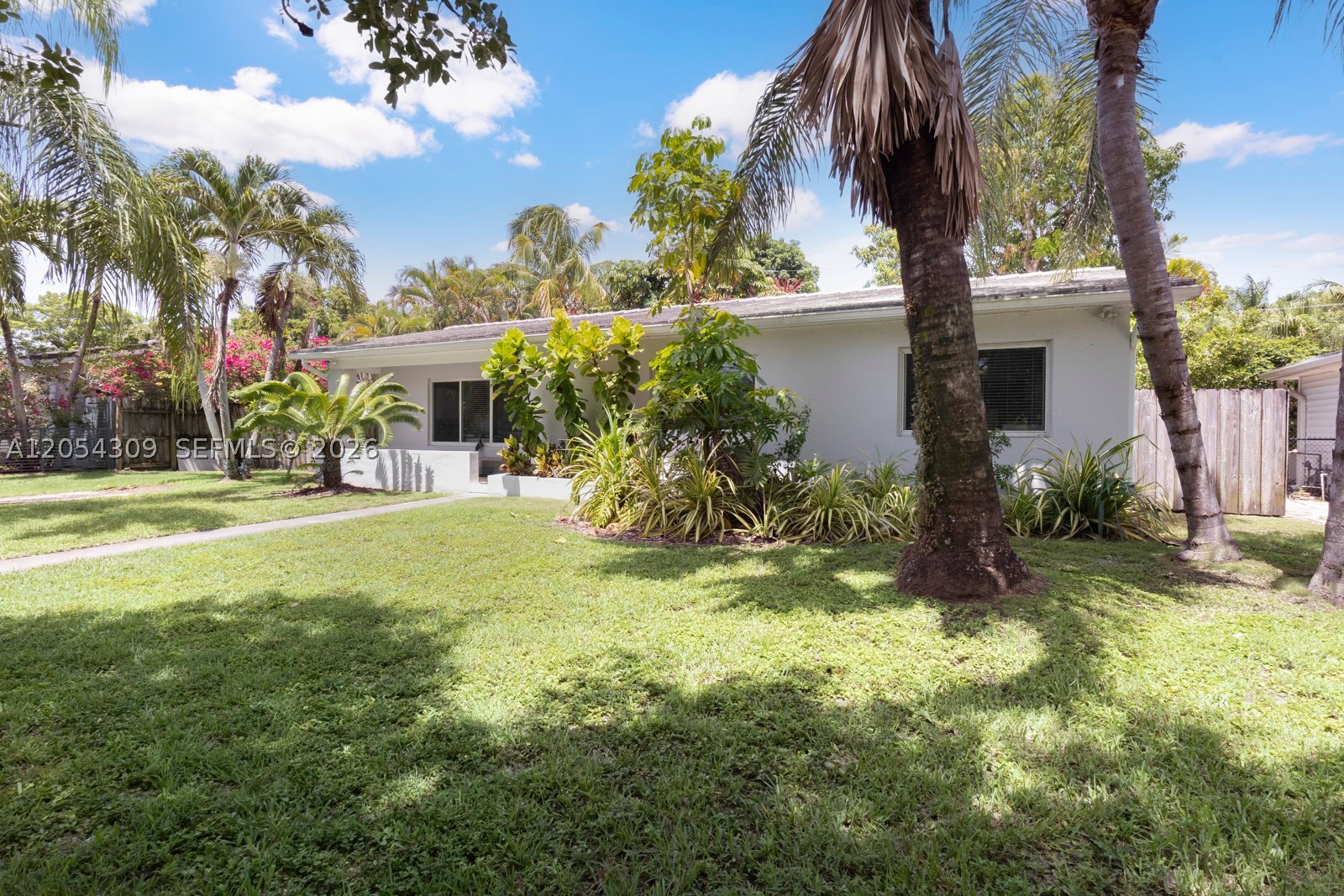 BEVERLY GARDENS - Residential Lease