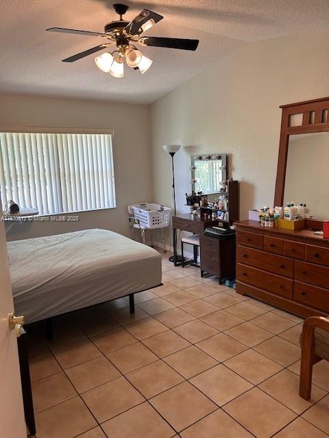 CALAIS CONDO - Residential