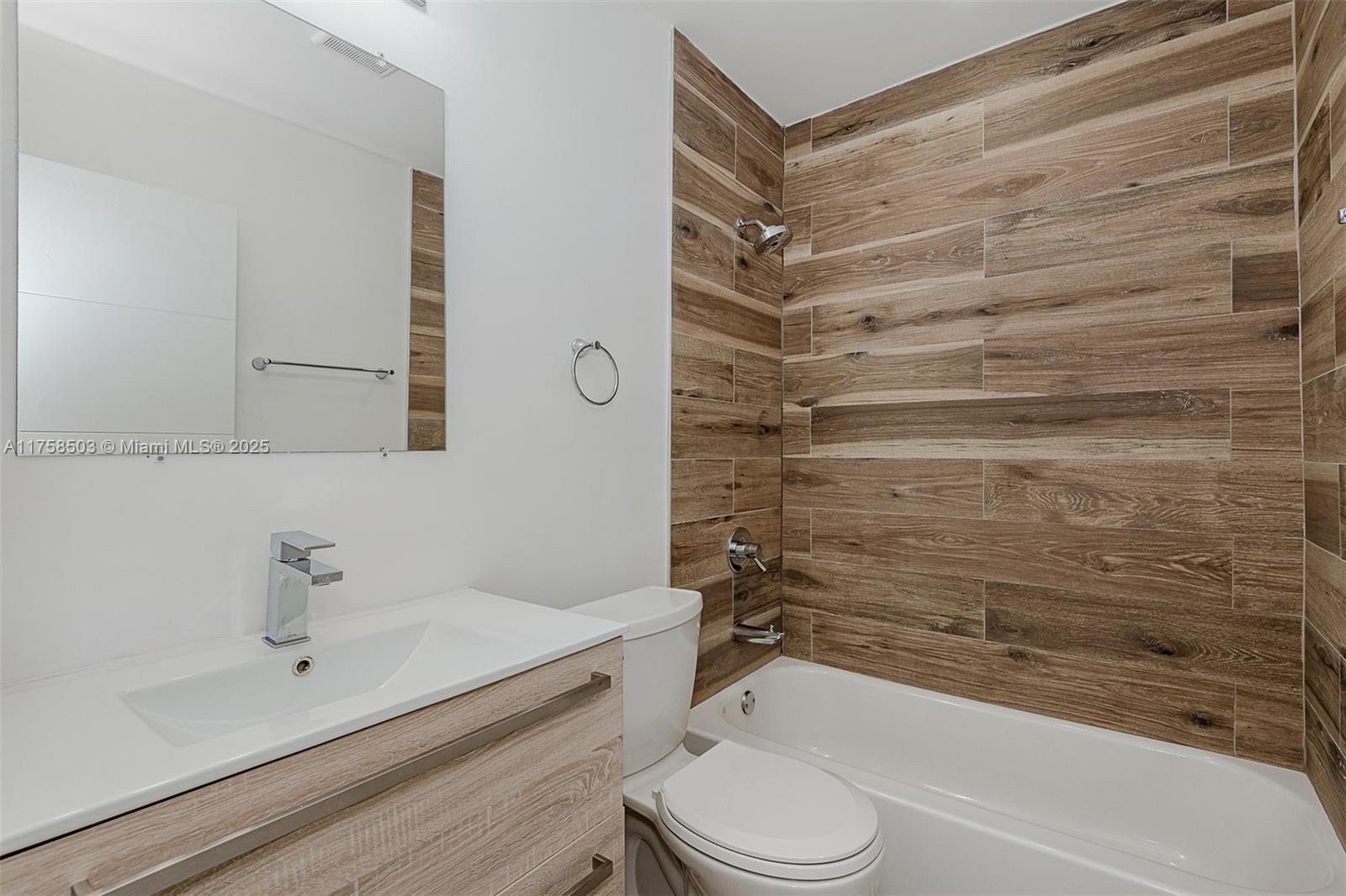 BISCAYNE GARDENS SEC H PA - Residential