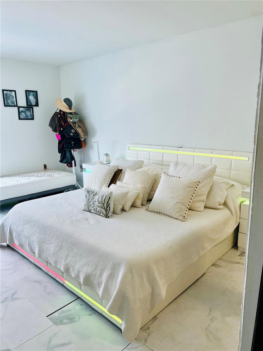 COASTAL TOWERS CONDO - Residential