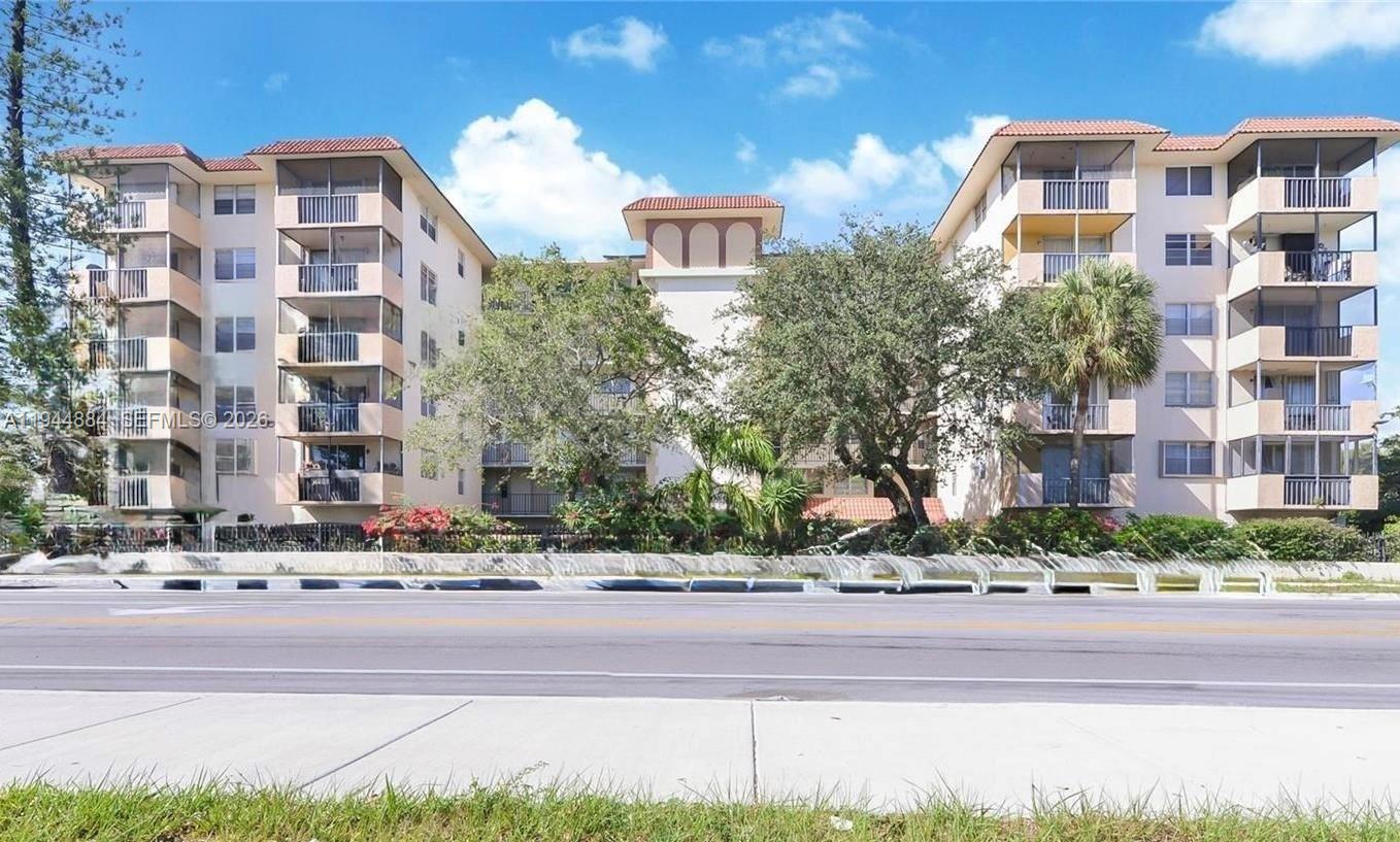 12590 CORONADO TOWERS CON - Residential