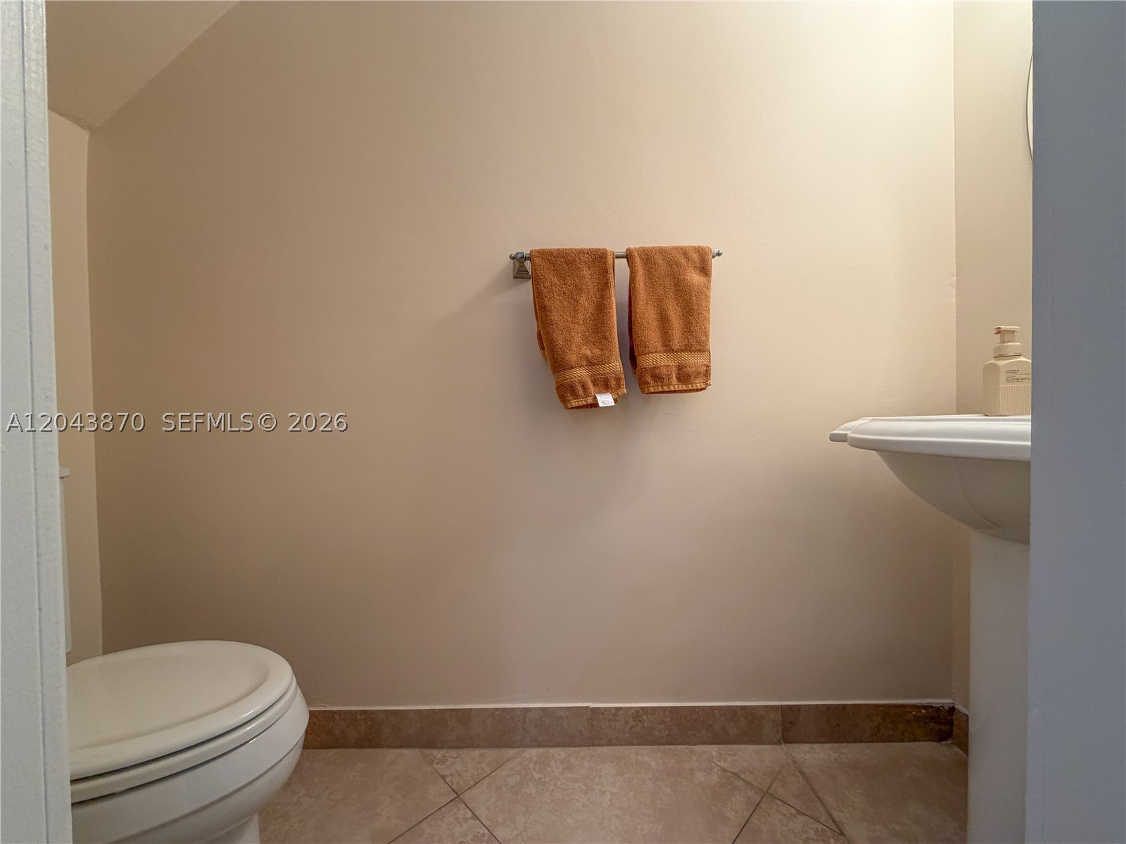 PORTOFINO CONDOMINIUM - Residential Lease