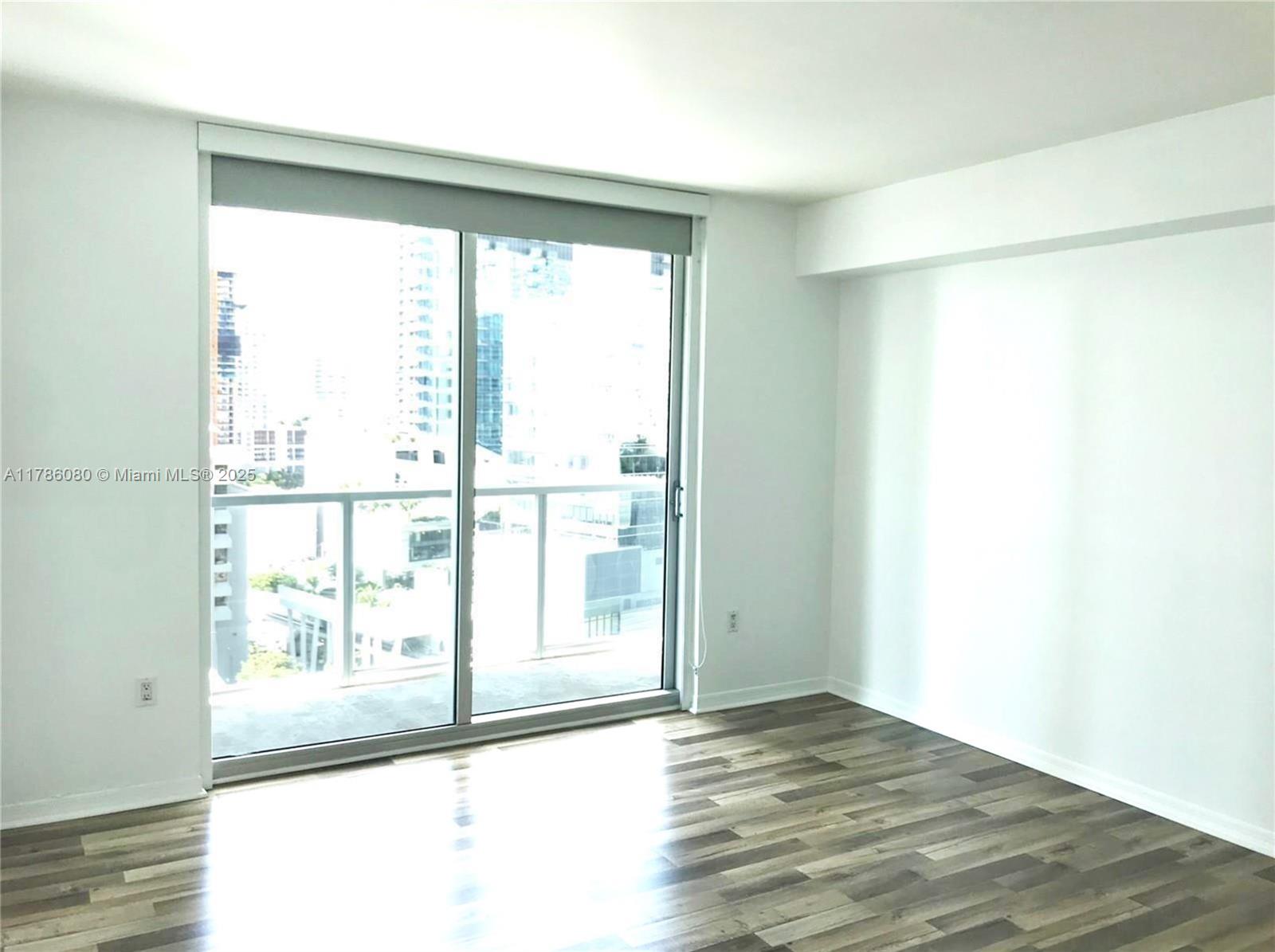 500 BRICKELL WEST CONDO - Residential