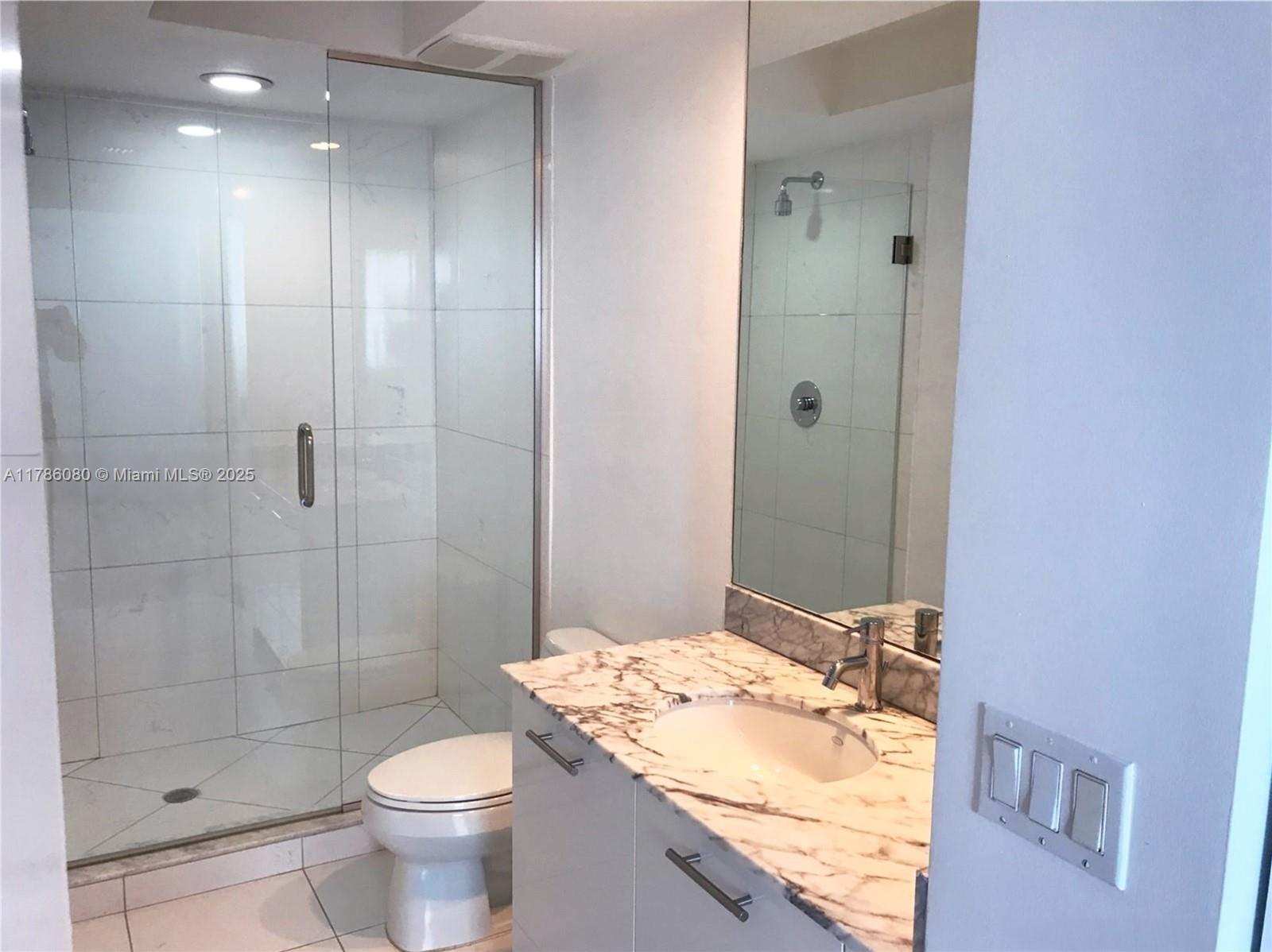 500 BRICKELL WEST CONDO - Residential