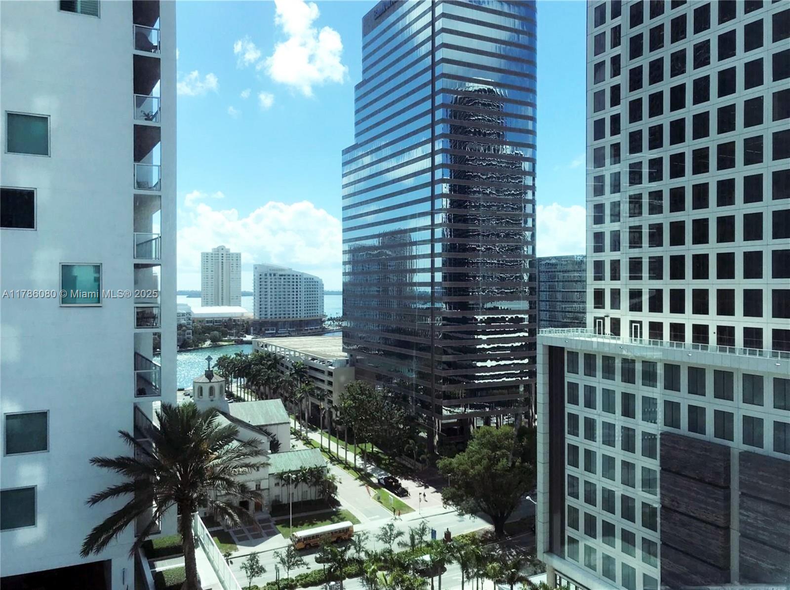 Beautiful 2 Bed 2 Bath within walking distance of everything in Brickell. Wifi & cable included in HOA. 24-hr reception/security/valet, 3 heated swimming pools, gym, separate men's/women's spa with a jacuzzi, sauna, and steam room, private movie theater, & multiple resident lounges/workspaces. Tenant leases ends on 10/10/2025. Strong rental market for new tenants if investment property.