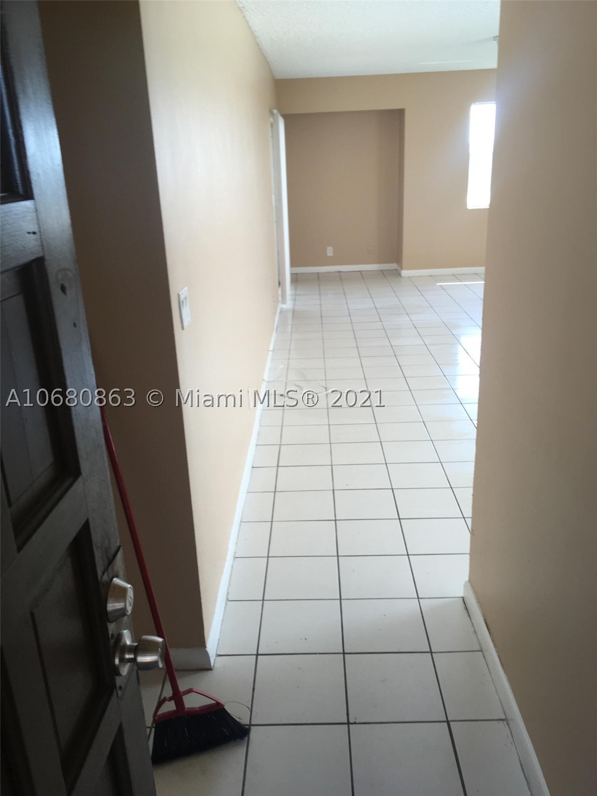 LAKES OF INVERRARY CONDO - Residential