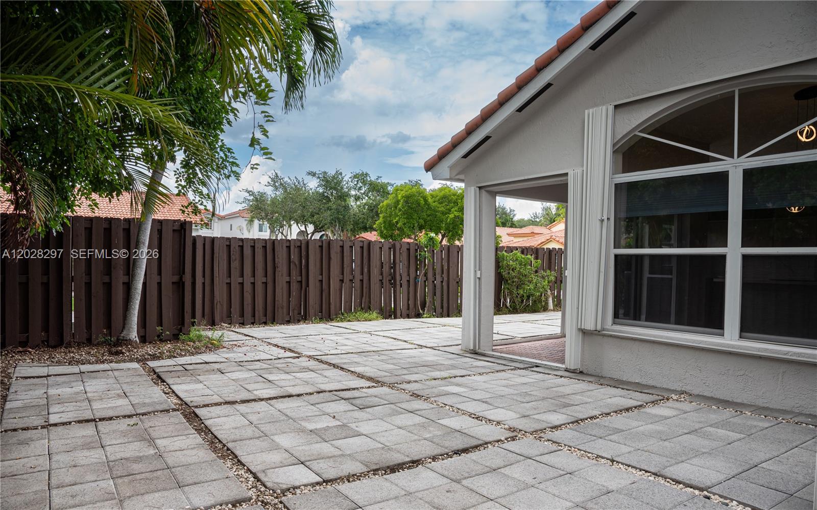 DORAL ISLES CAYMAN - Residential Lease