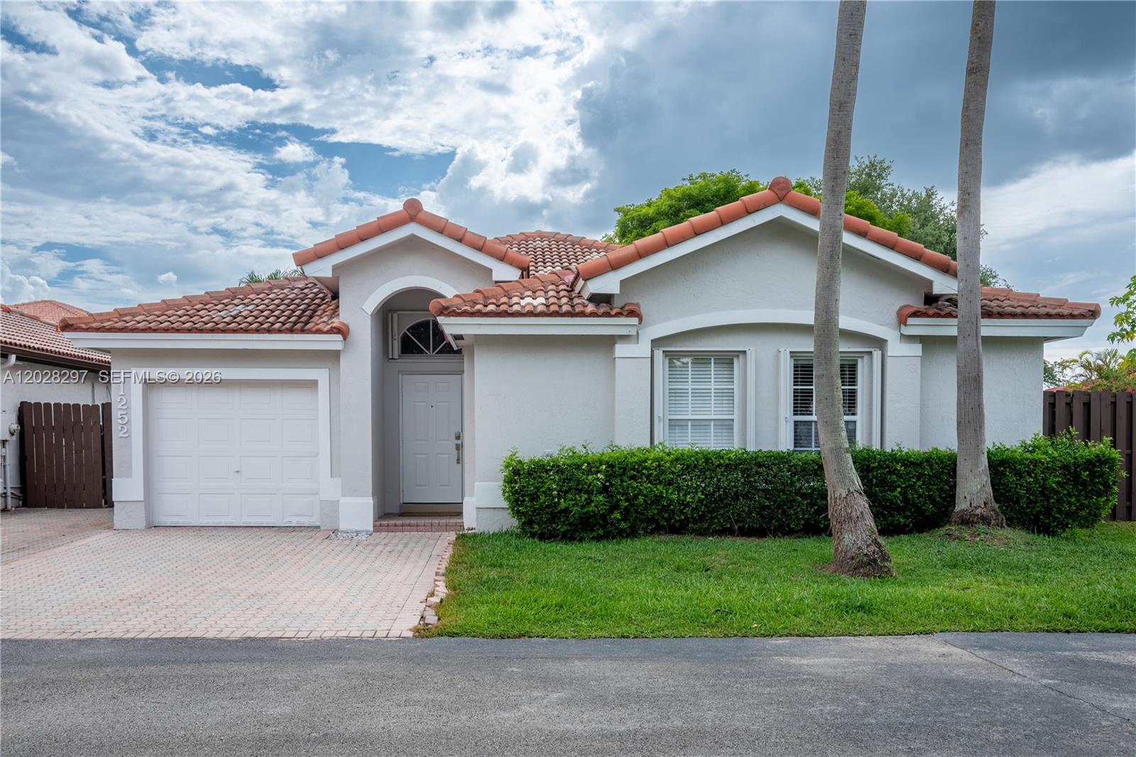 DORAL ISLES CAYMAN - Residential Lease