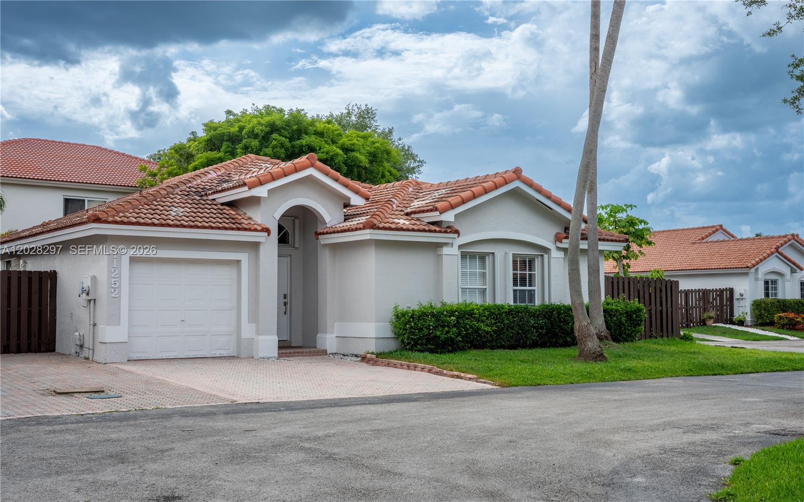 DORAL ISLES CAYMAN - Residential Lease