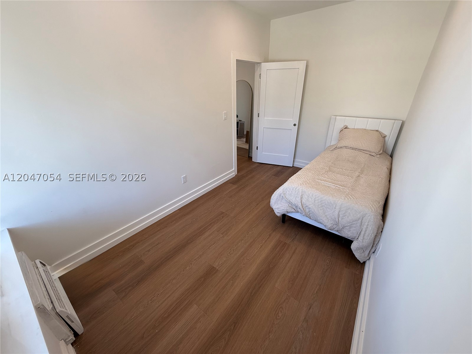 COMMERCIAL SUB - Residential Lease