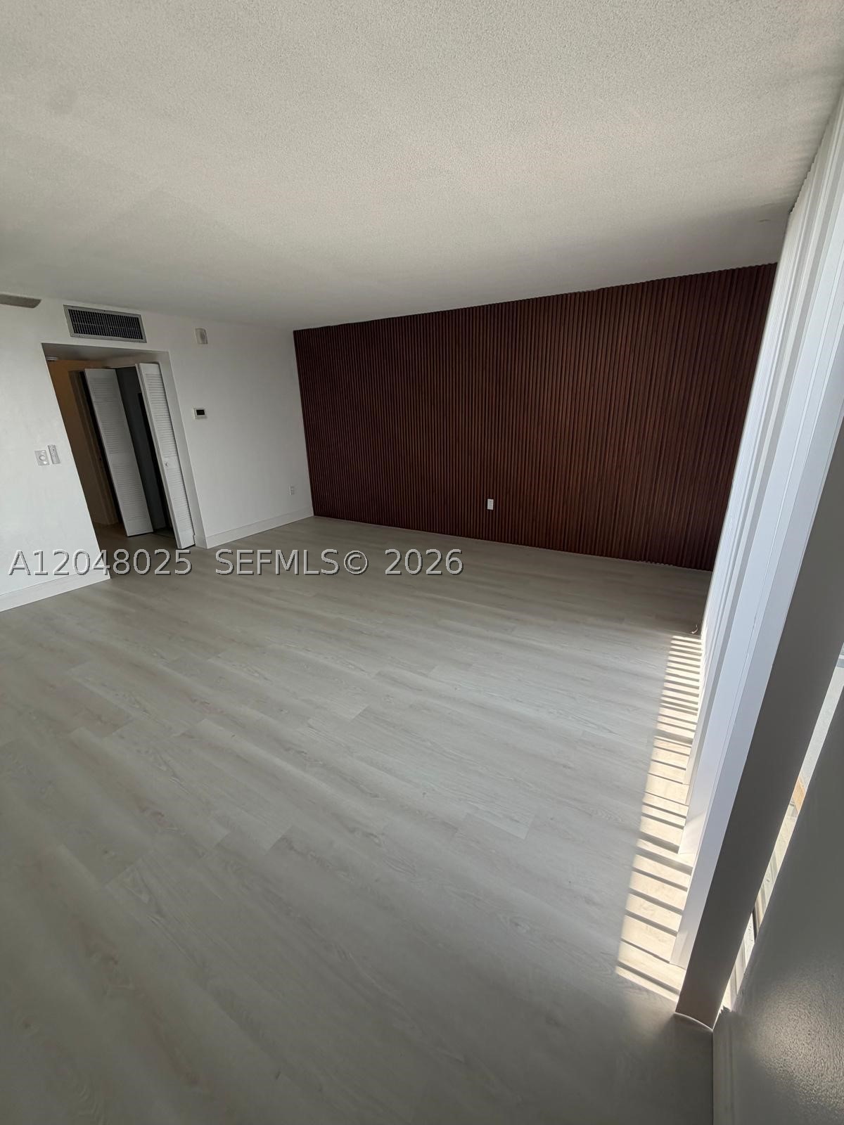 12590 CORONADO TOWERS CON - Residential