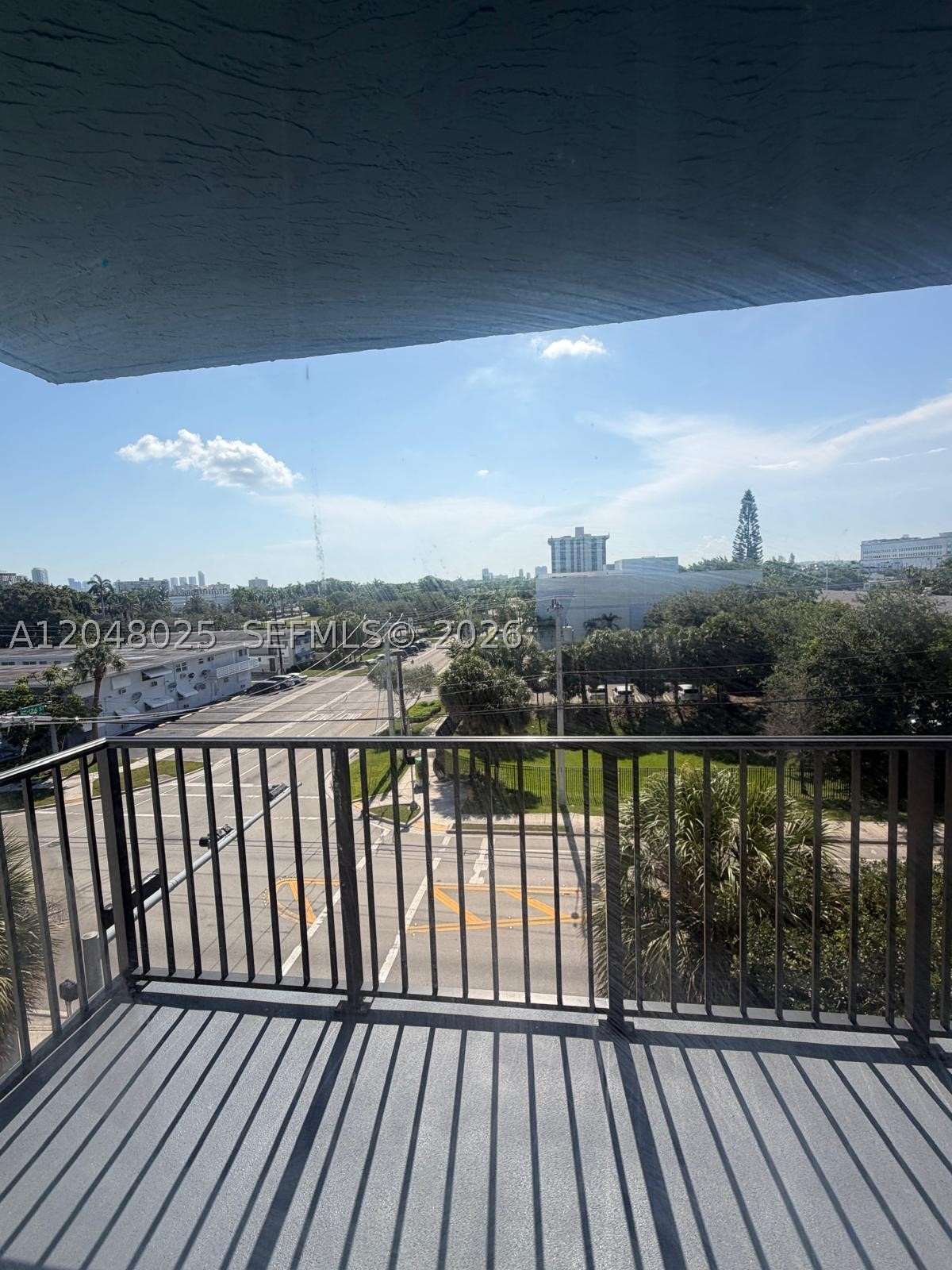 12590 CORONADO TOWERS CON - Residential