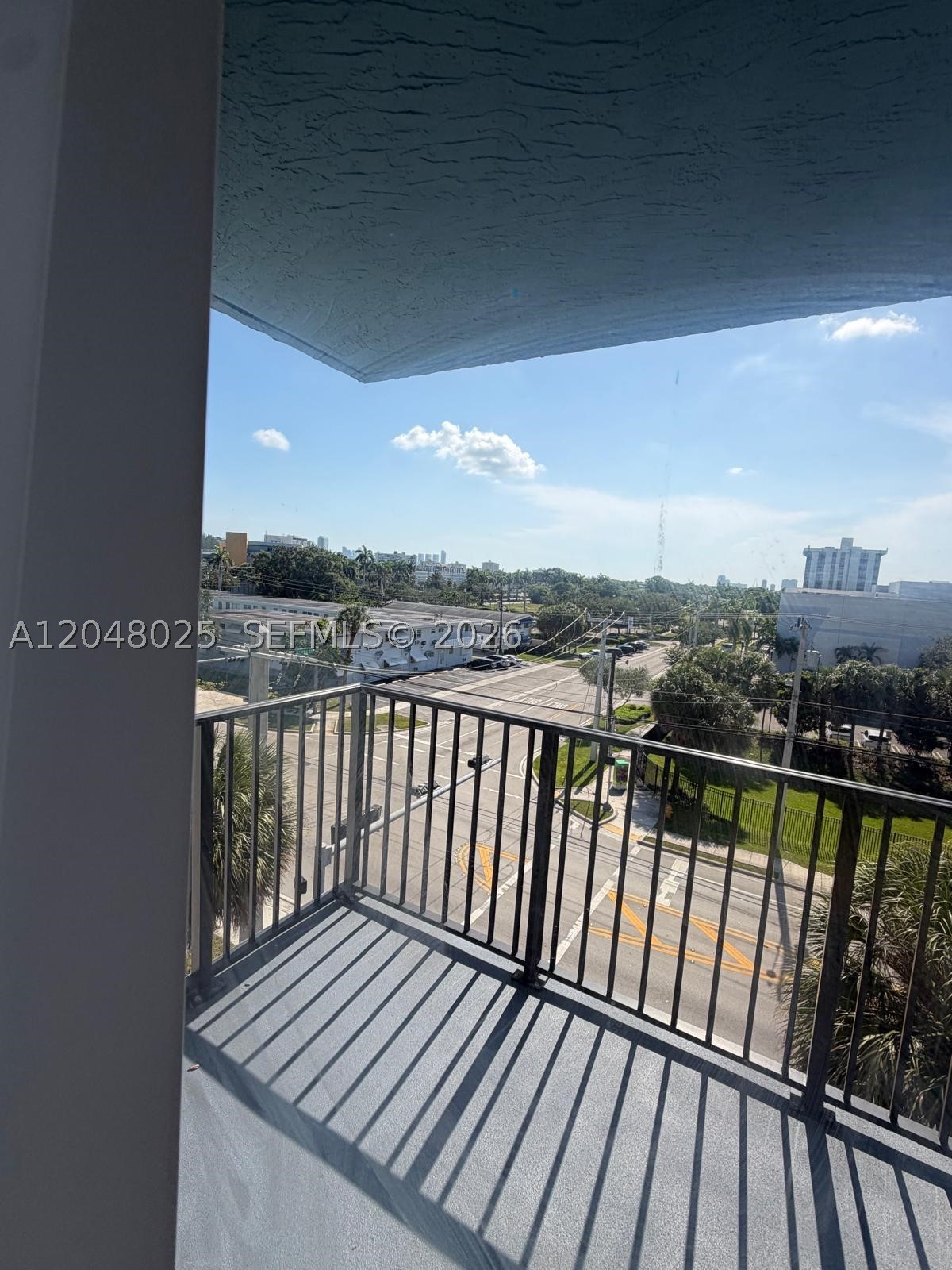 12590 CORONADO TOWERS CON - Residential