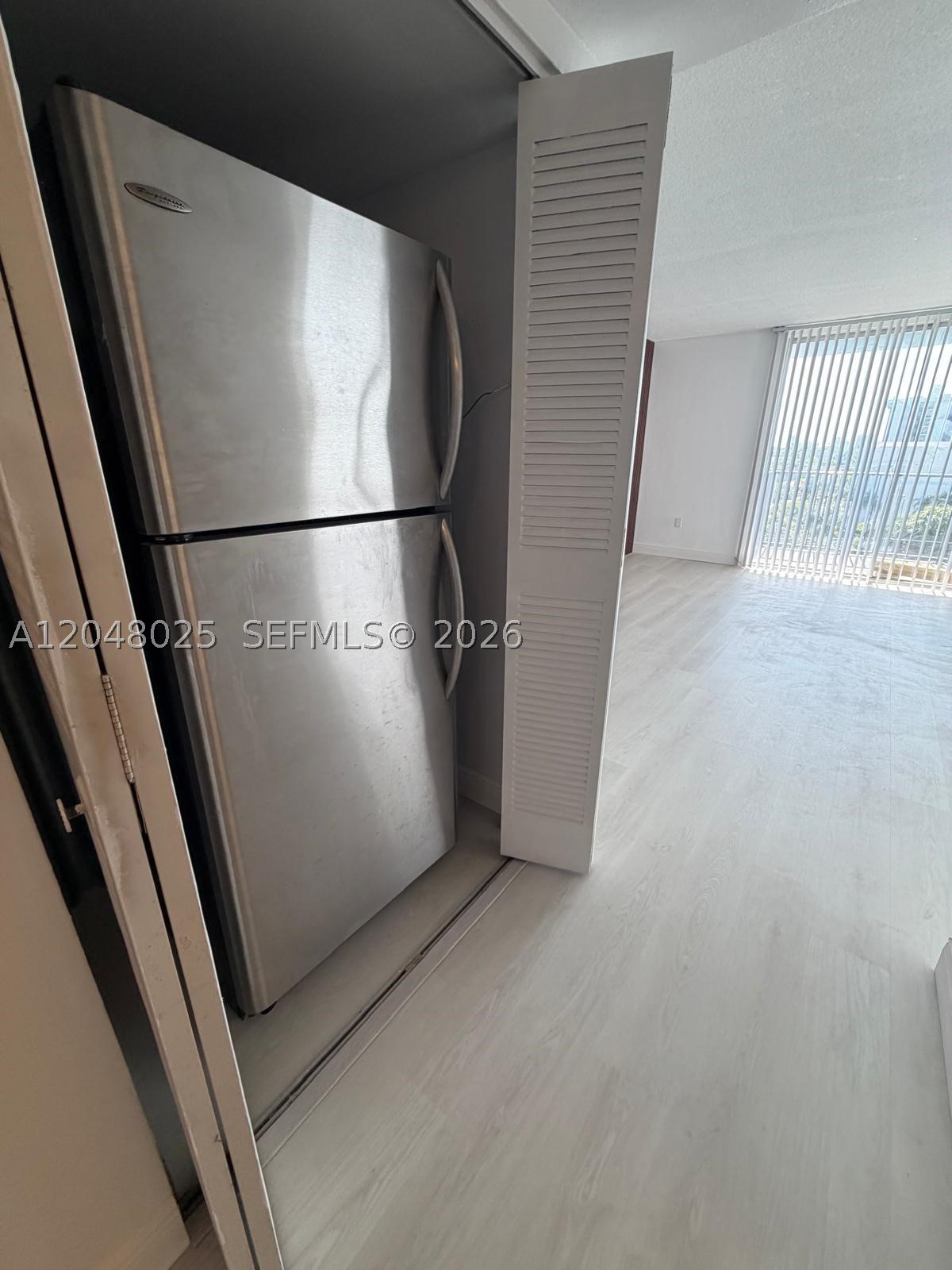 12590 CORONADO TOWERS CON - Residential