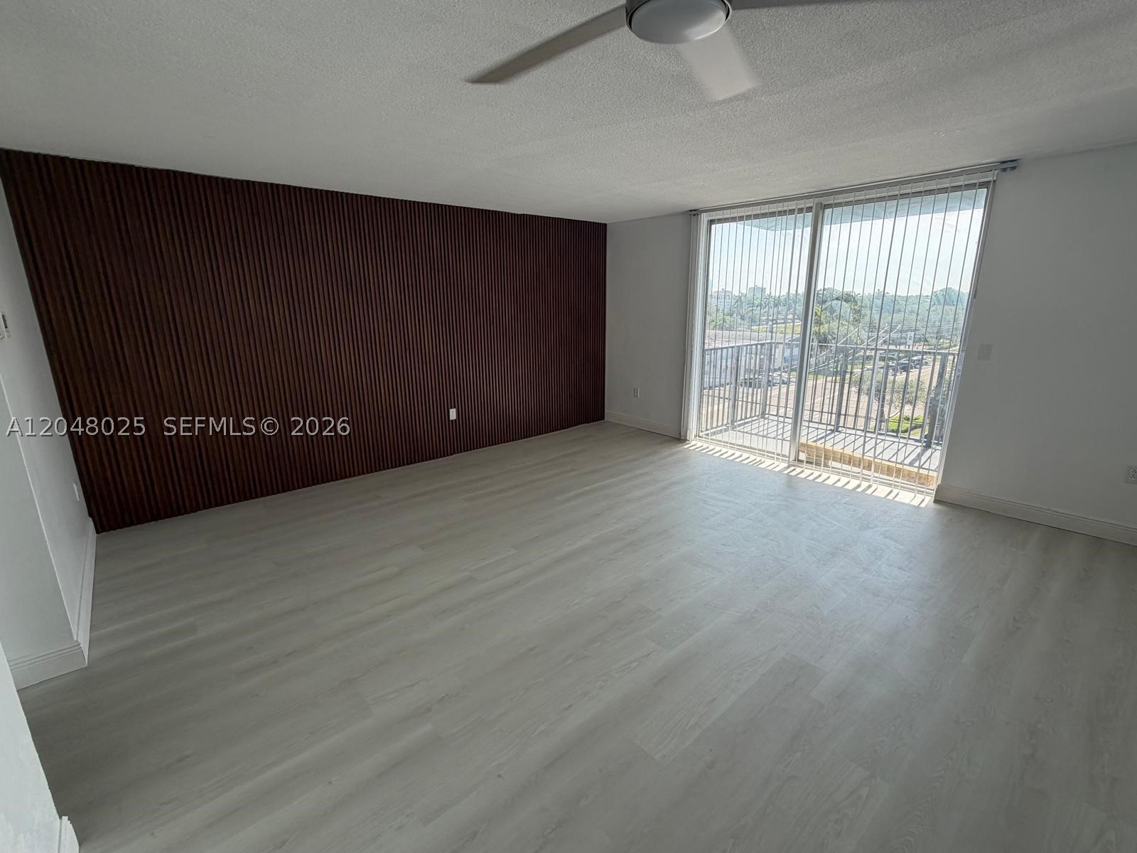 12590 CORONADO TOWERS CON - Residential