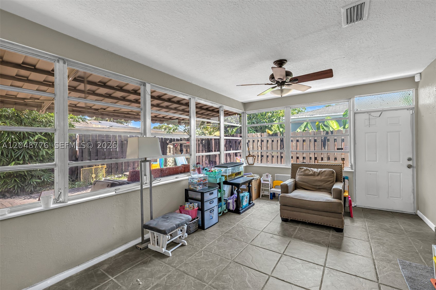 OAKLAND HILLS 1ST SEC - Residential