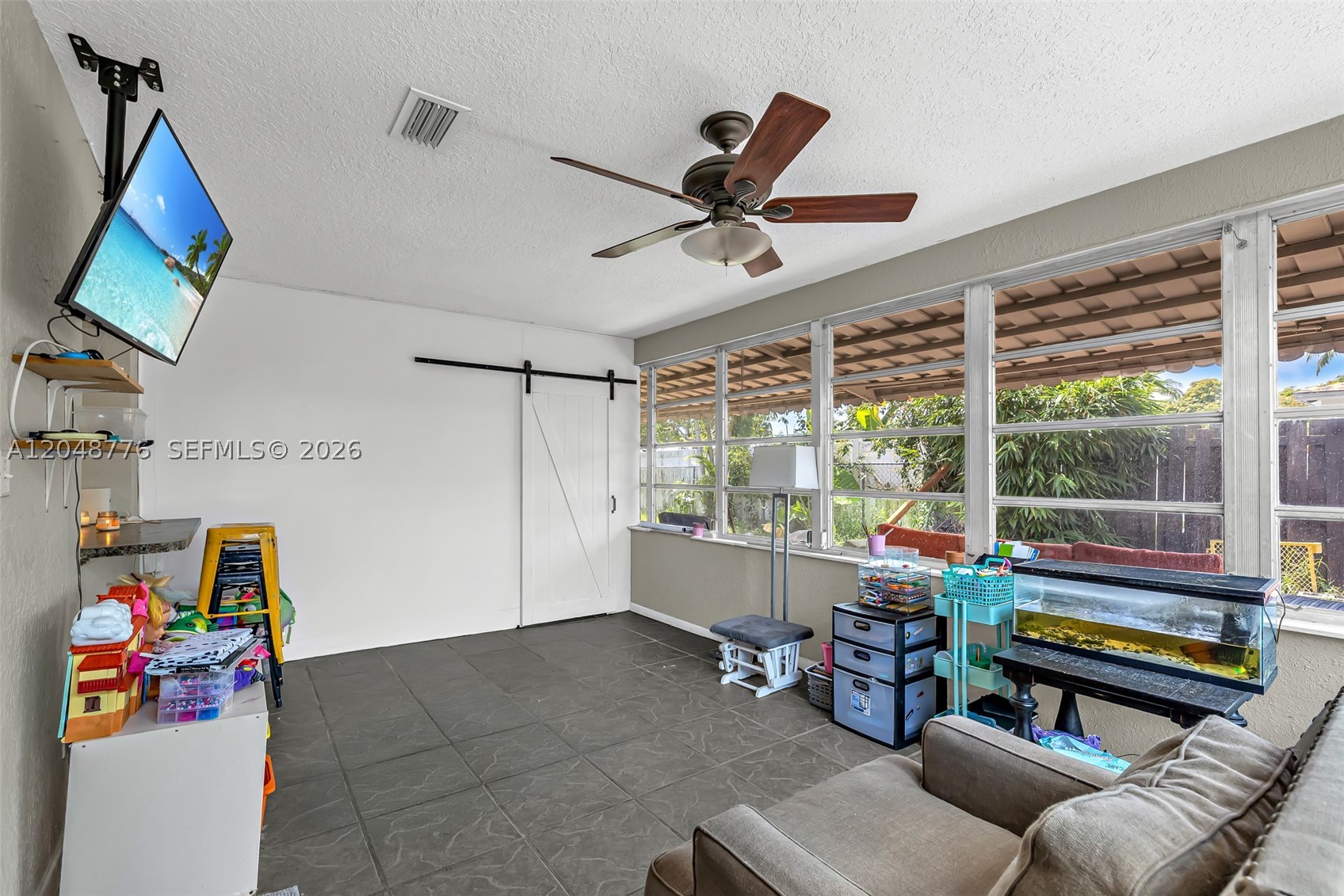 OAKLAND HILLS 1ST SEC - Residential