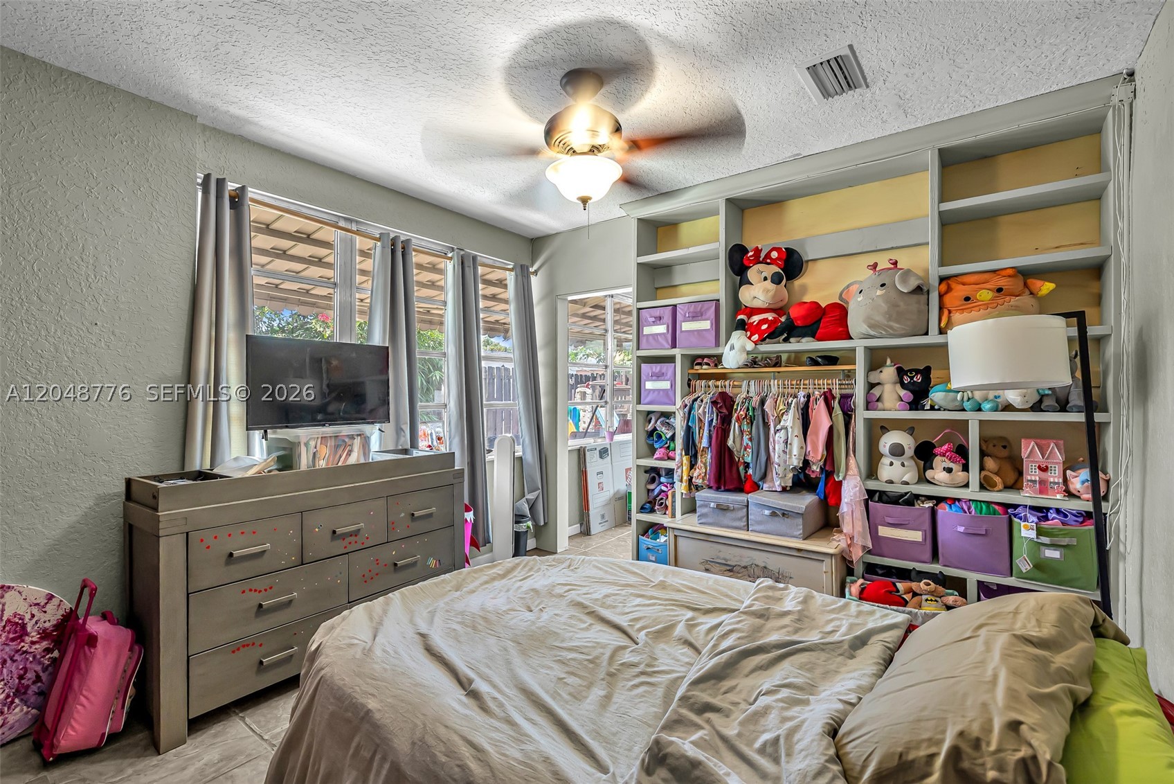OAKLAND HILLS 1ST SEC - Residential