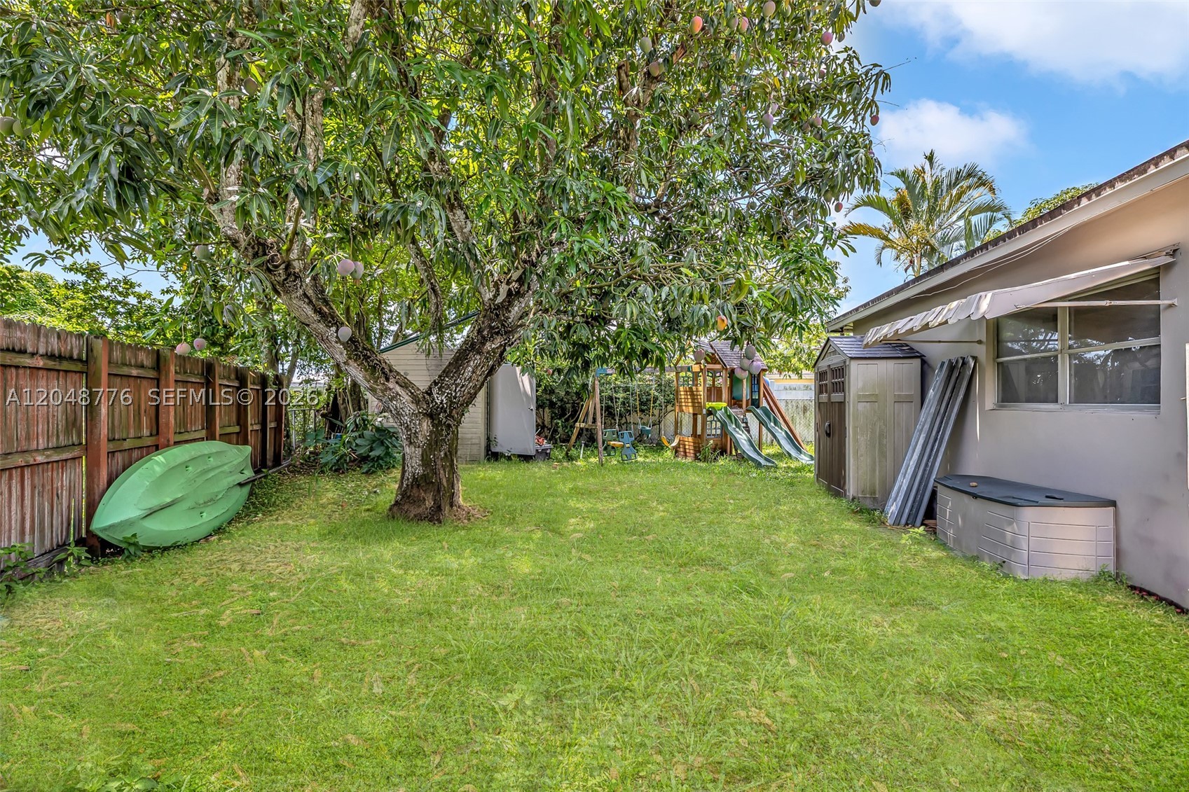 OAKLAND HILLS 1ST SEC - Residential