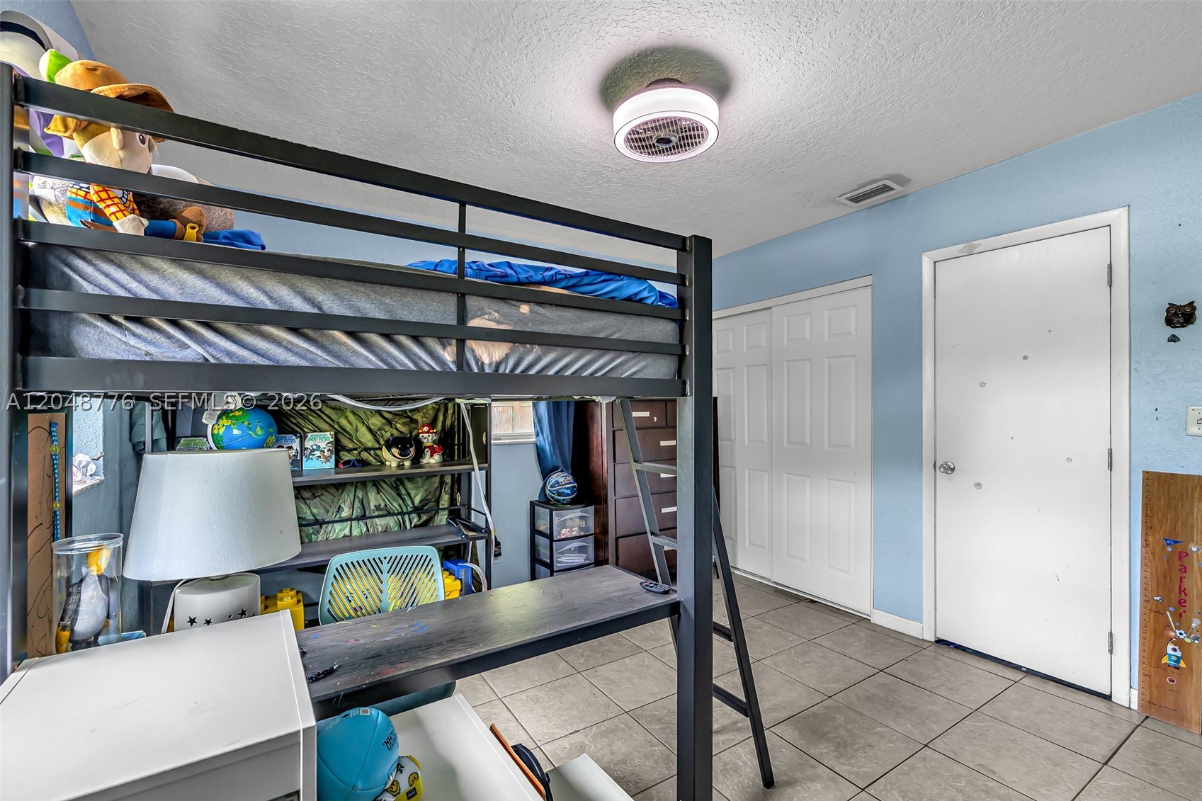 OAKLAND HILLS 1ST SEC - Residential