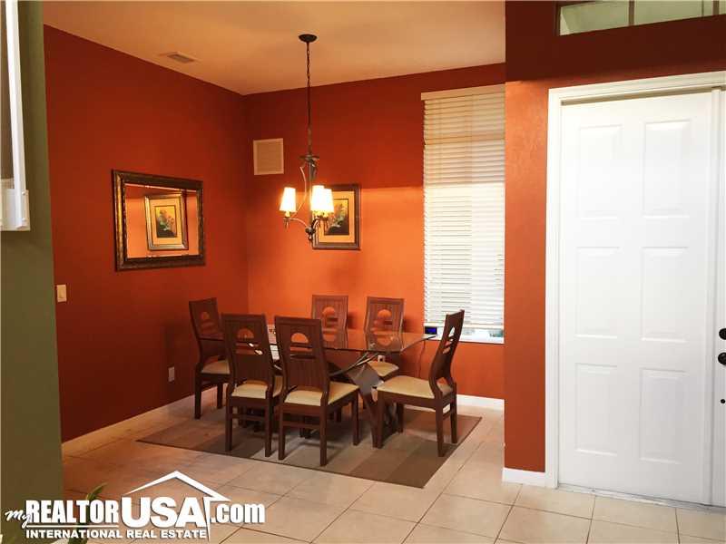 LAGUNA ISLES - Residential