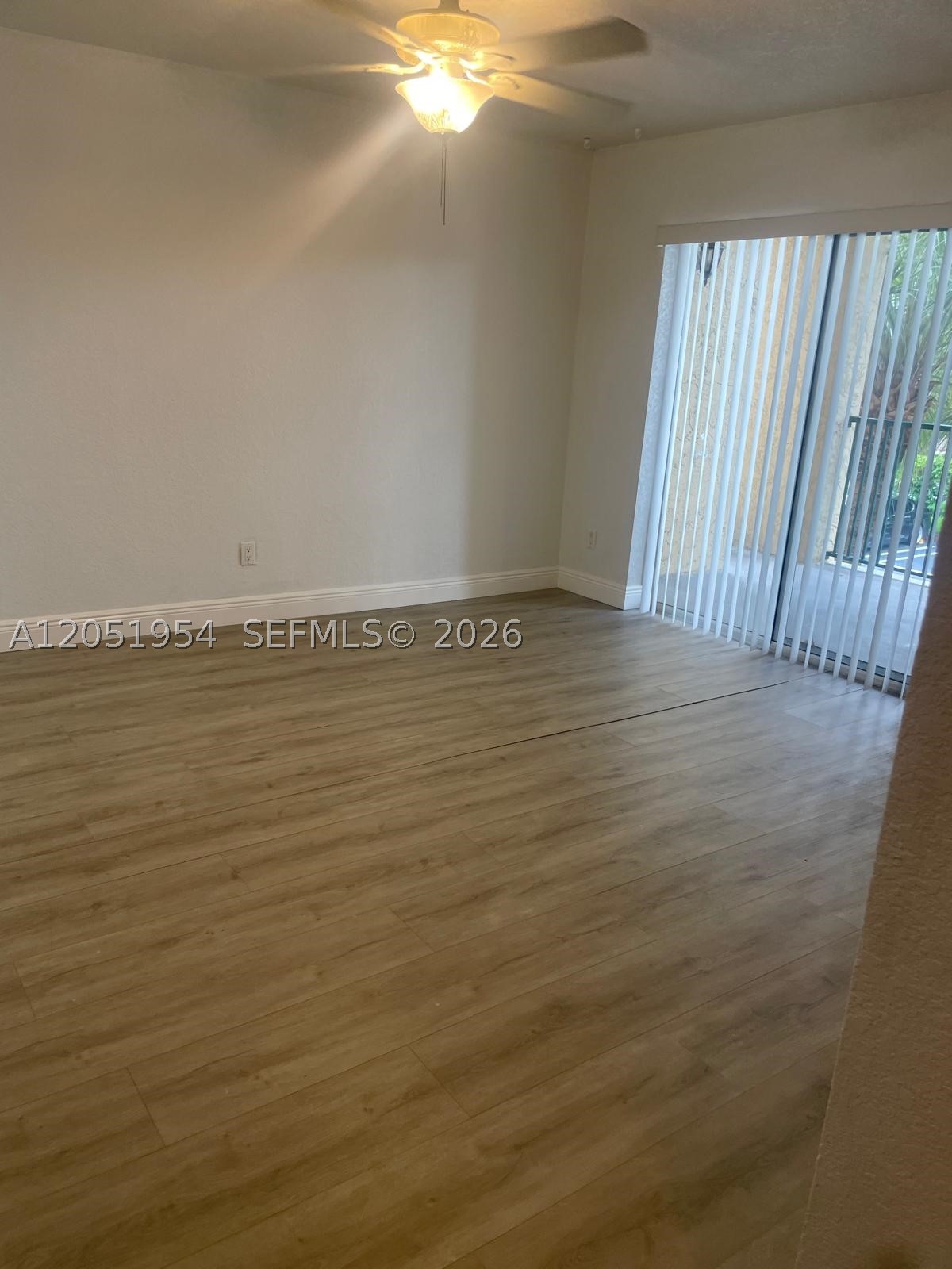 SAVANNAH AT RIVERSIDE CON - Residential Lease