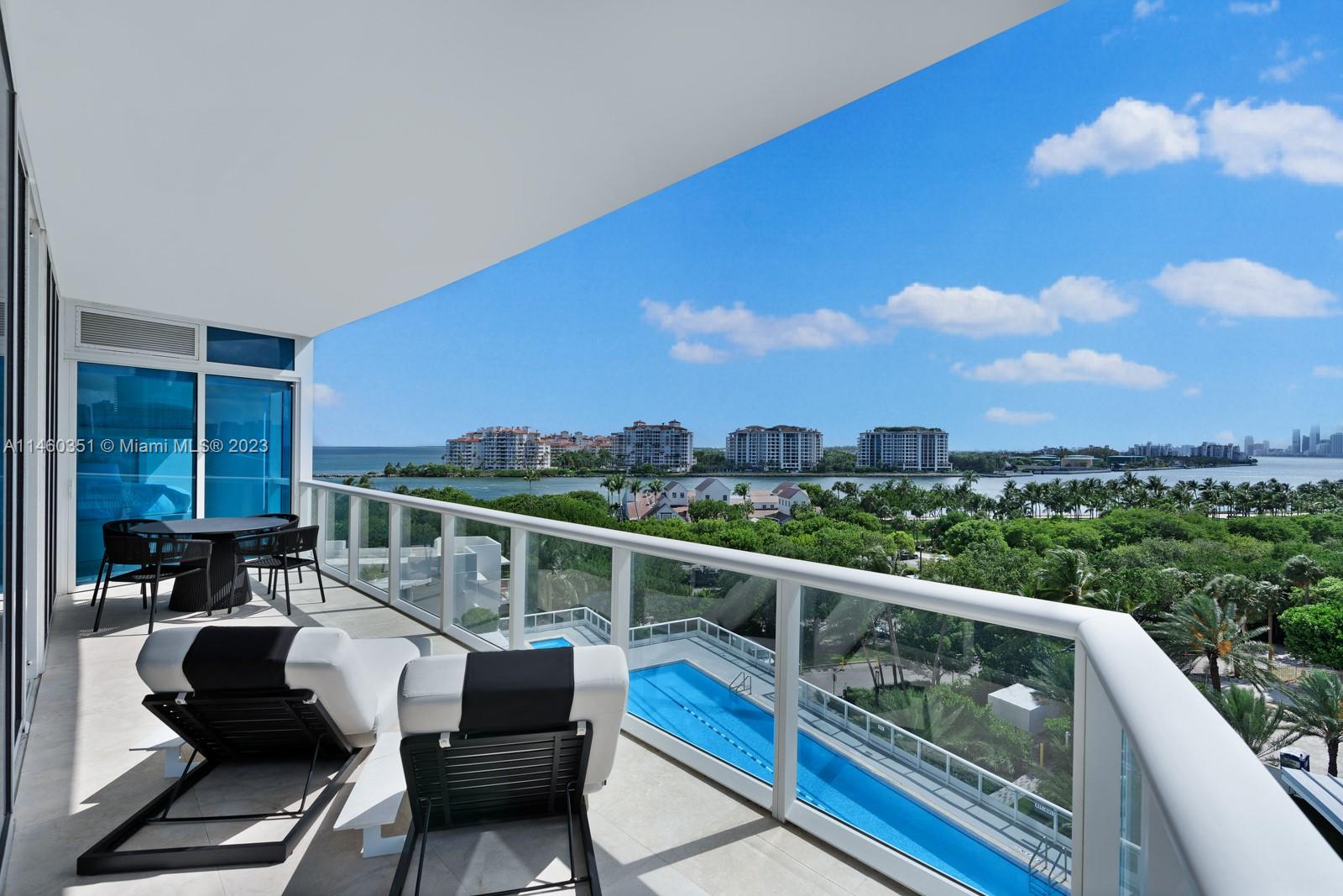 CONTINUUM ON SOUTH BEACH - Residential