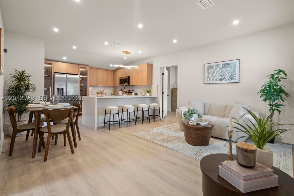 FLORAL PK 1ST AMD - Residential