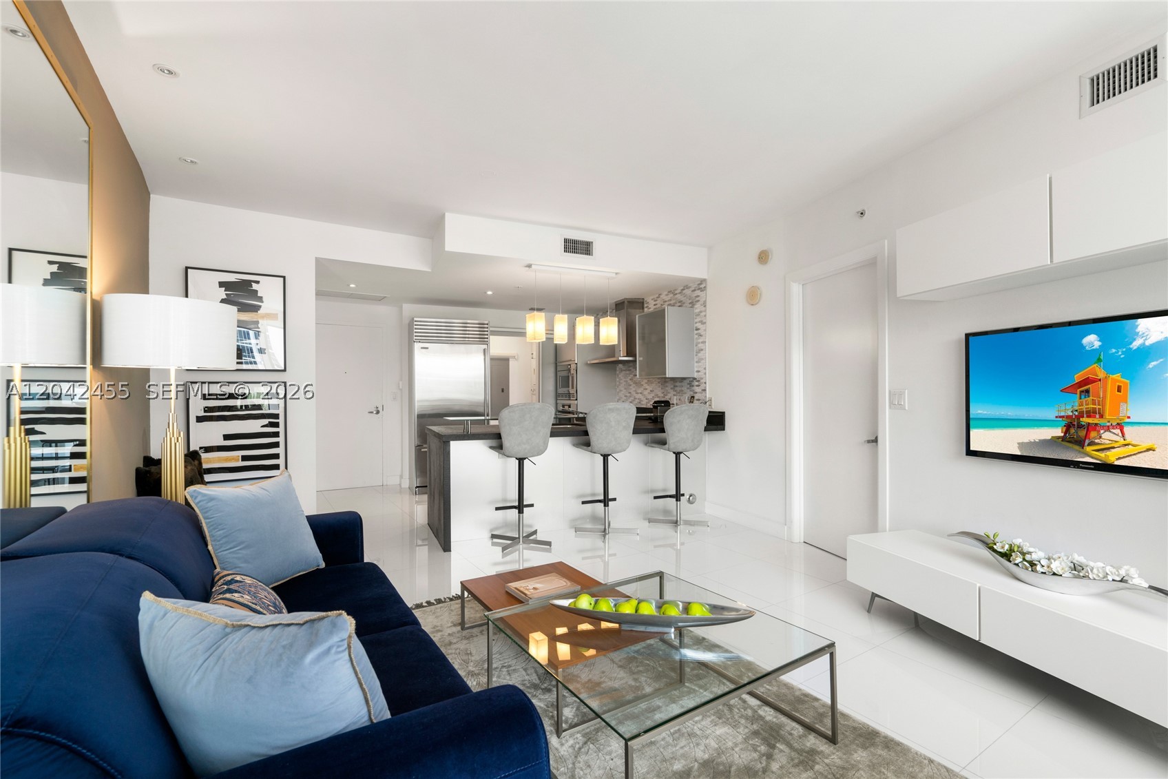 TRUMP ROYALE CONDO - Residential