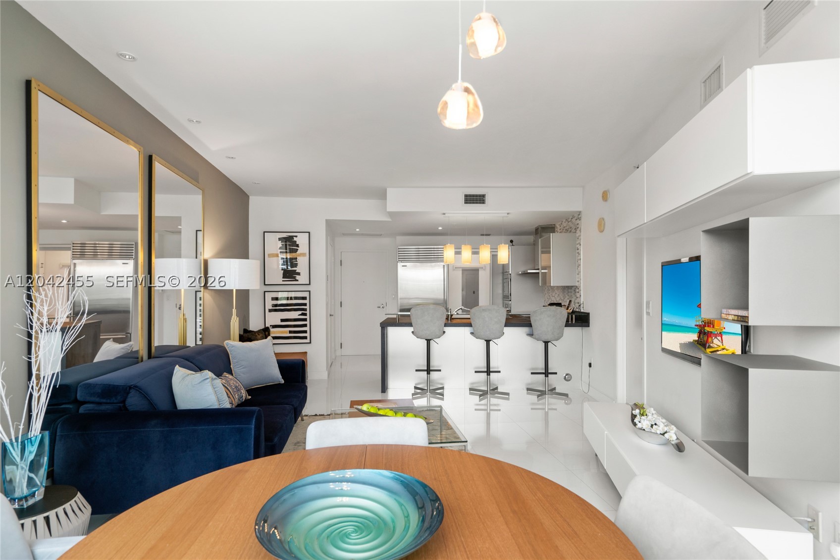 TRUMP ROYALE CONDO - Residential