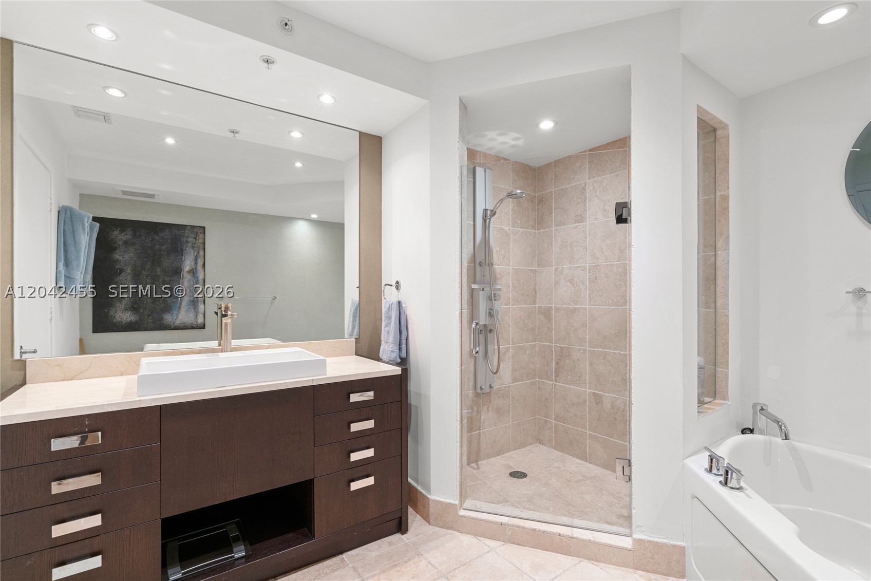 TRUMP ROYALE CONDO - Residential