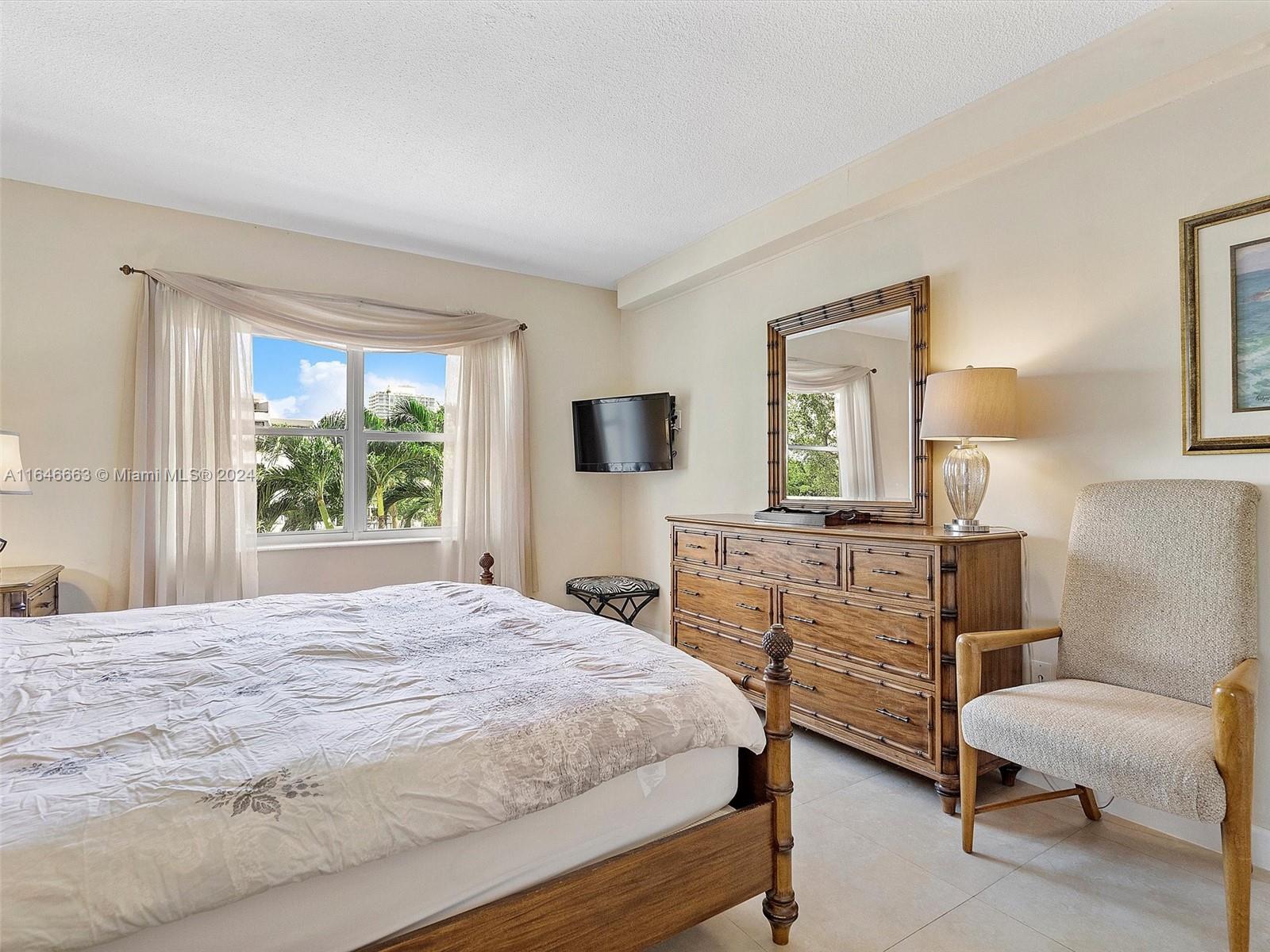 COASTAL TOWERS CONDO - Residential Lease